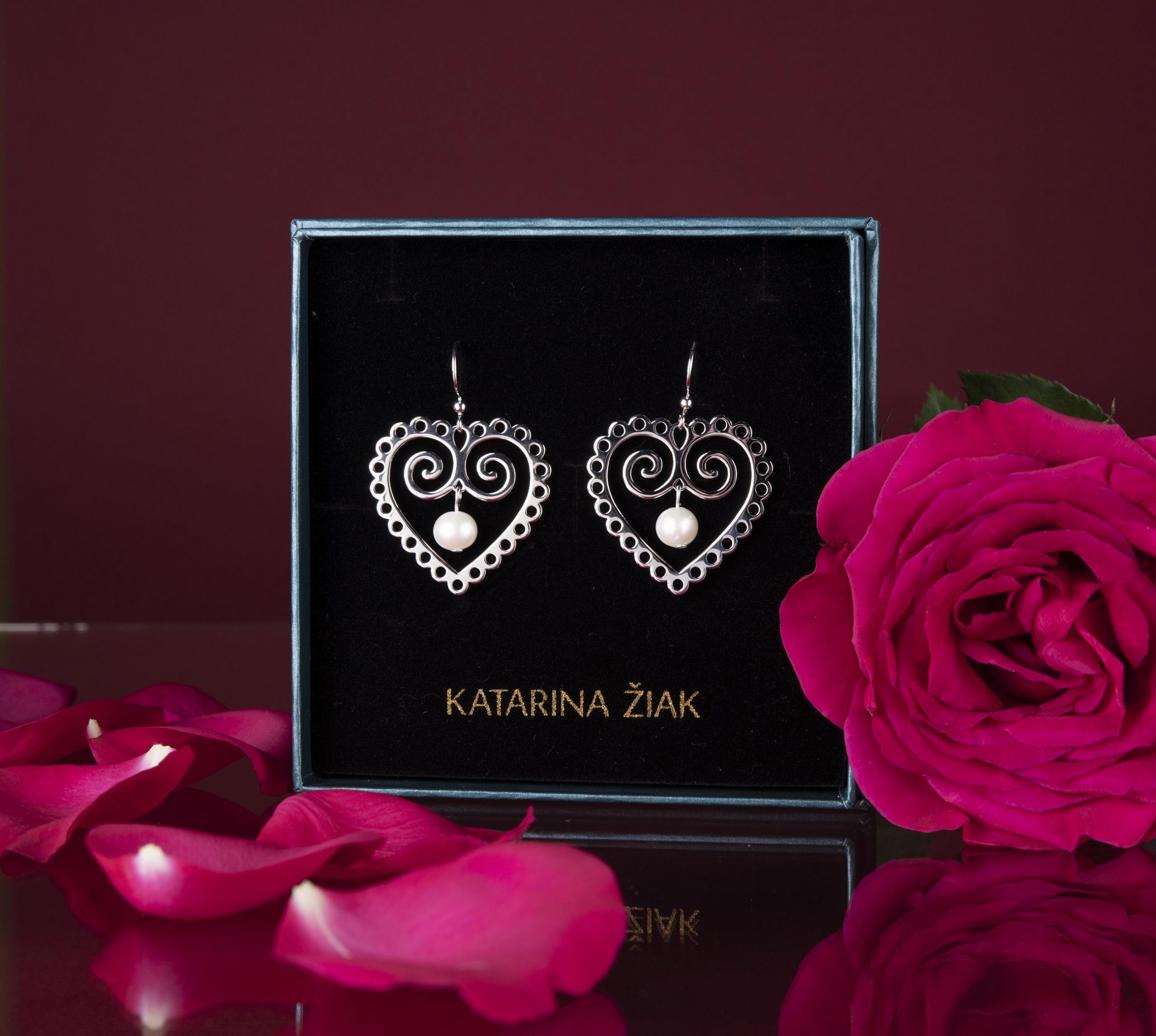 Náušnice srdce s perlou