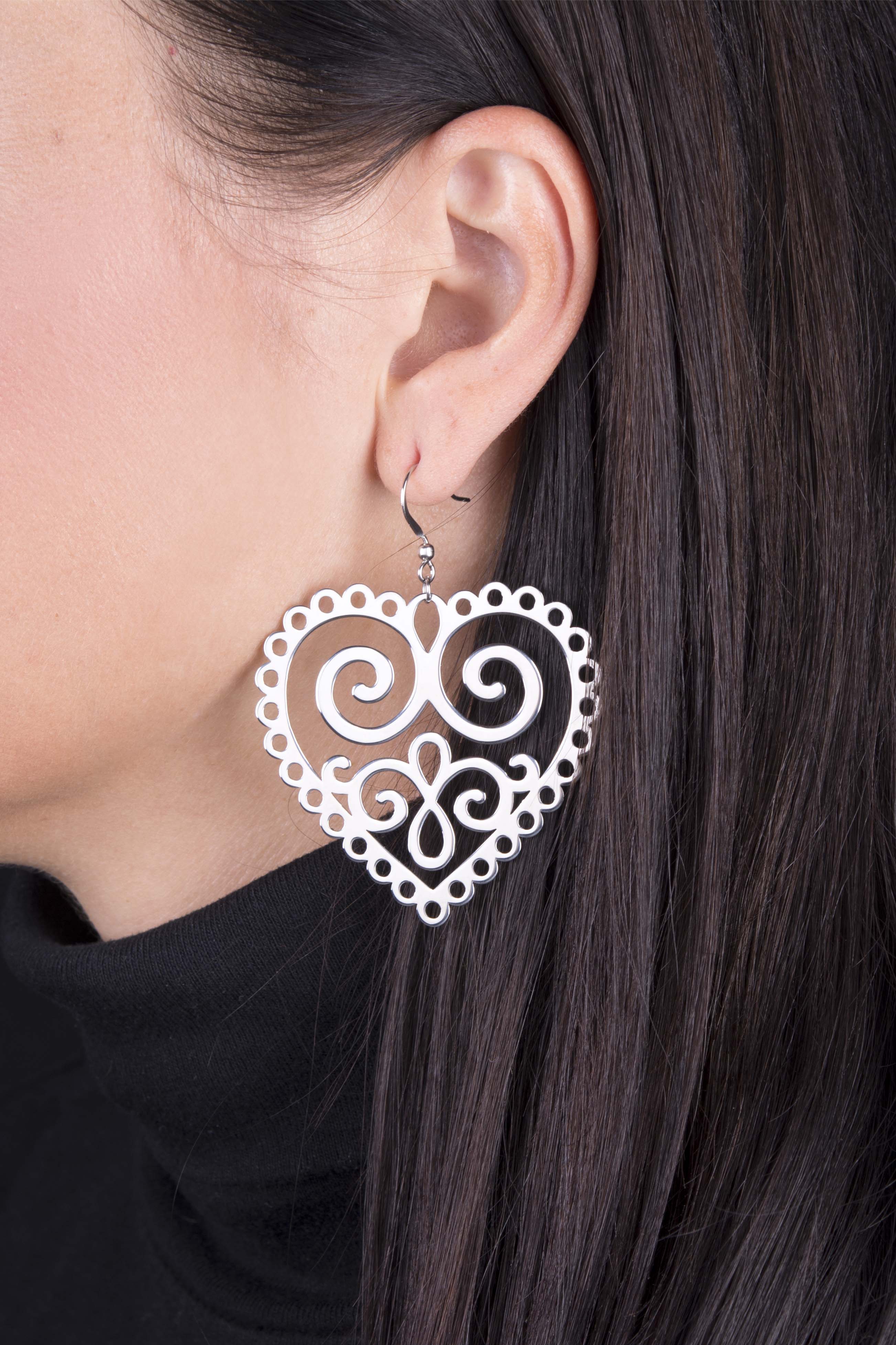 Náušnice srdce ornament 1