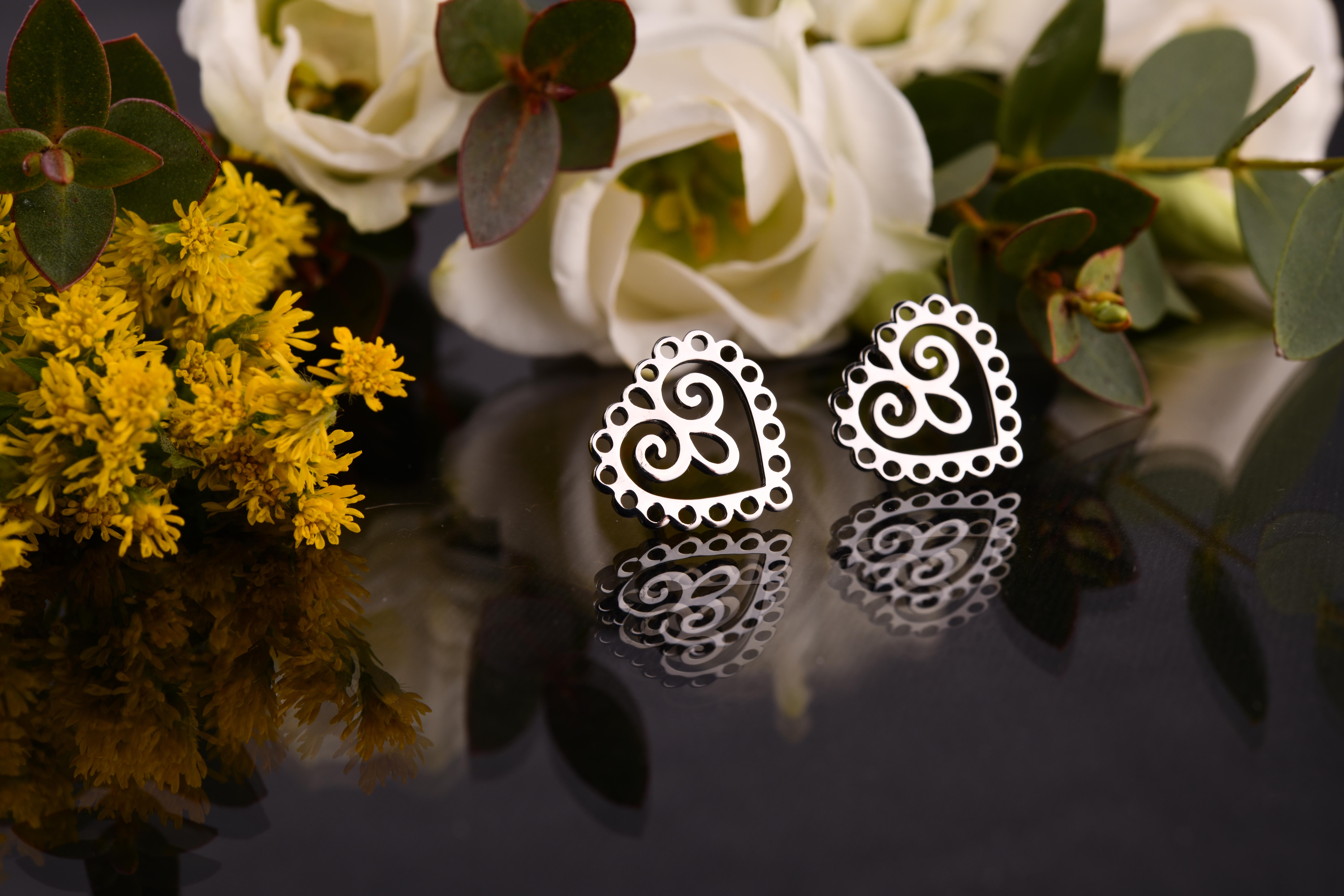 Napichovacie náušnice srdce mini 1