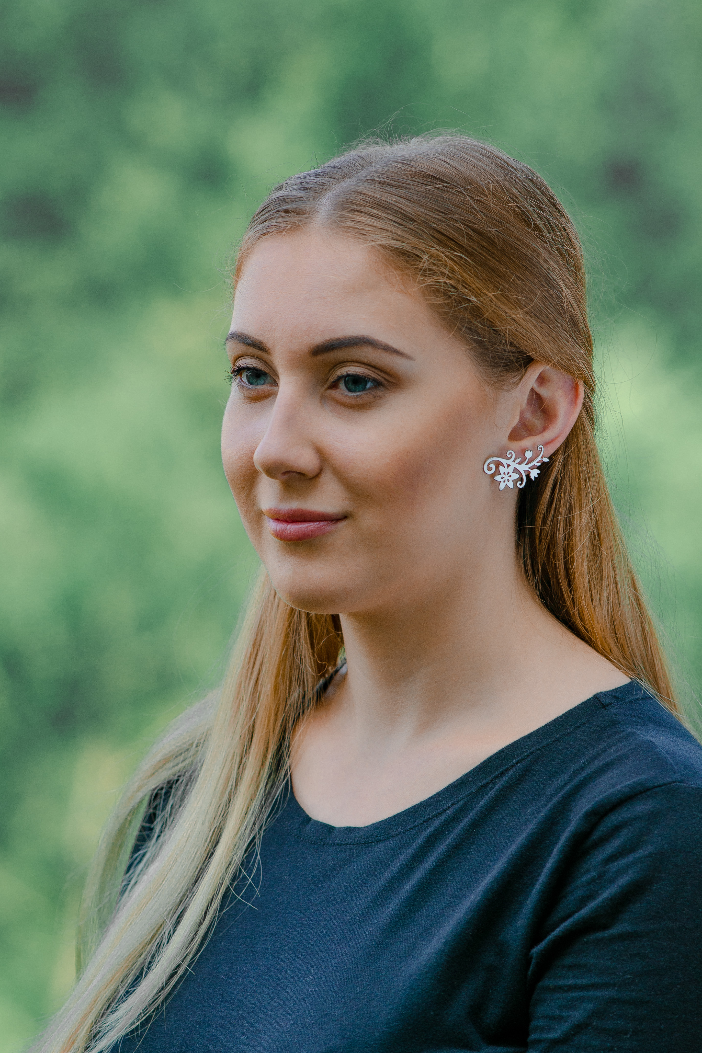 Napichovacie náušnice klematis 2