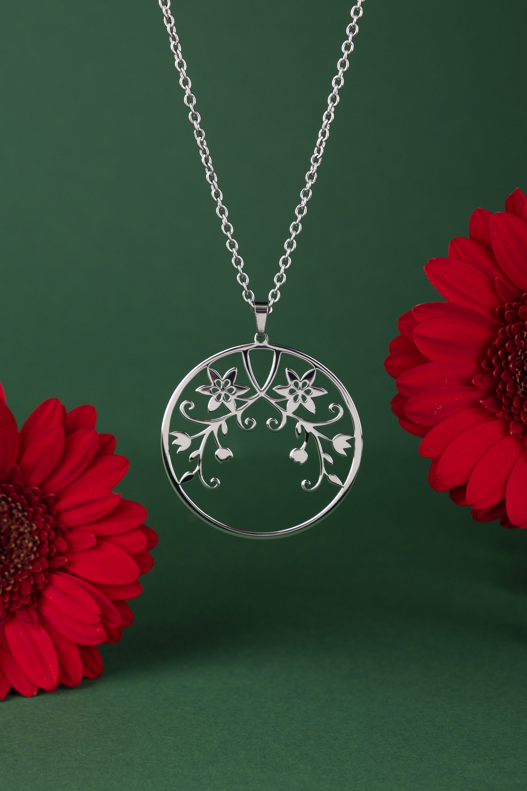 Prívesok klematis 2 - kruh