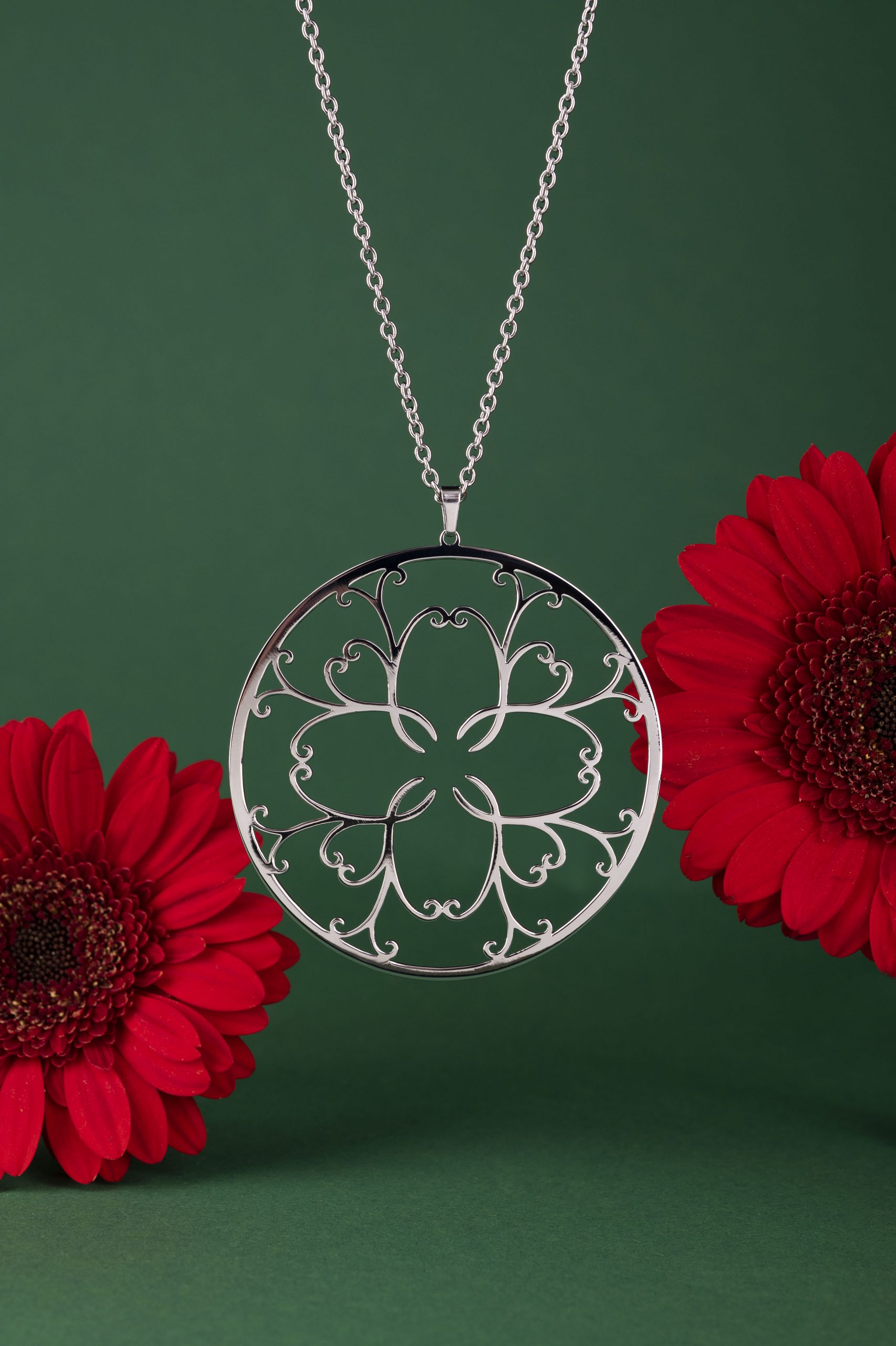 Prívesok klematis 5 - kruh