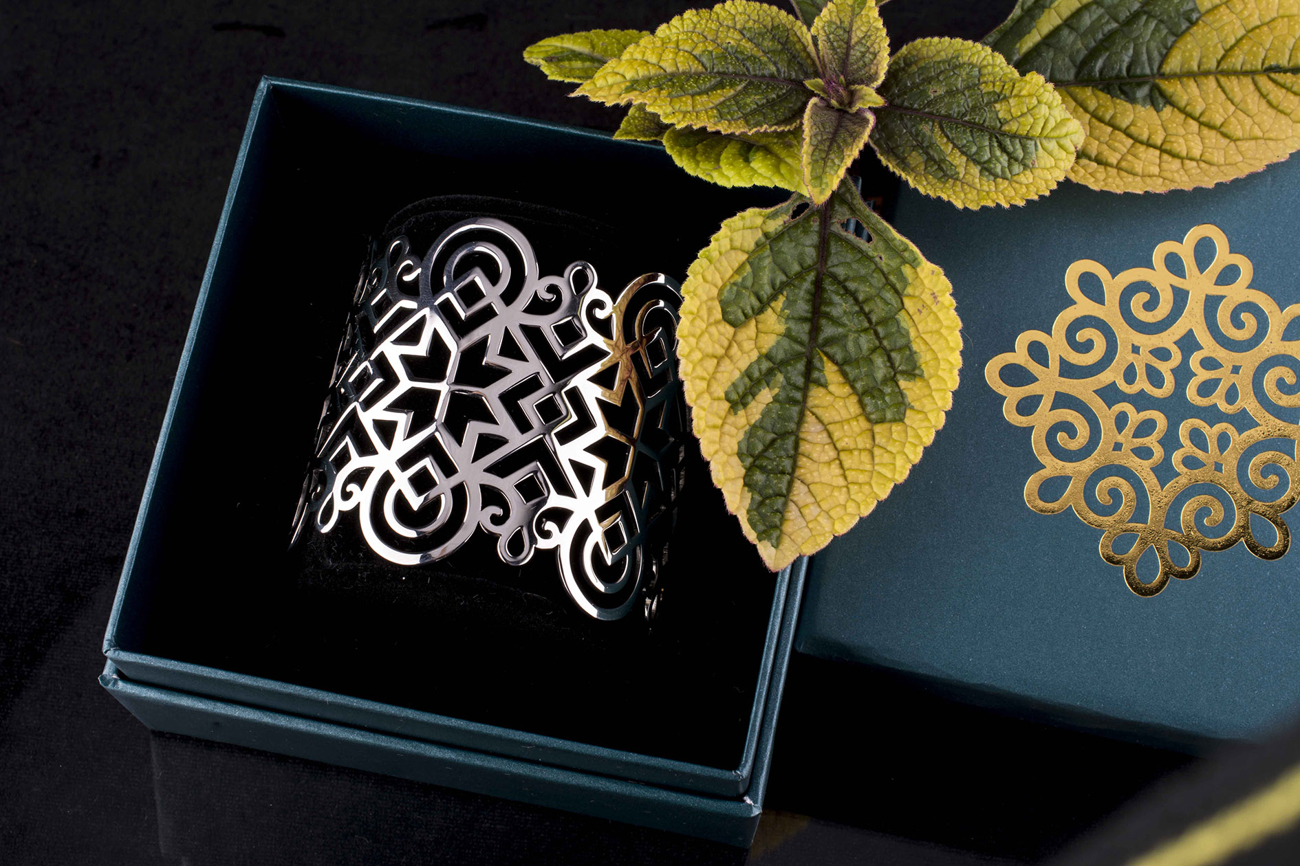 Náramok gatra ornament - pás