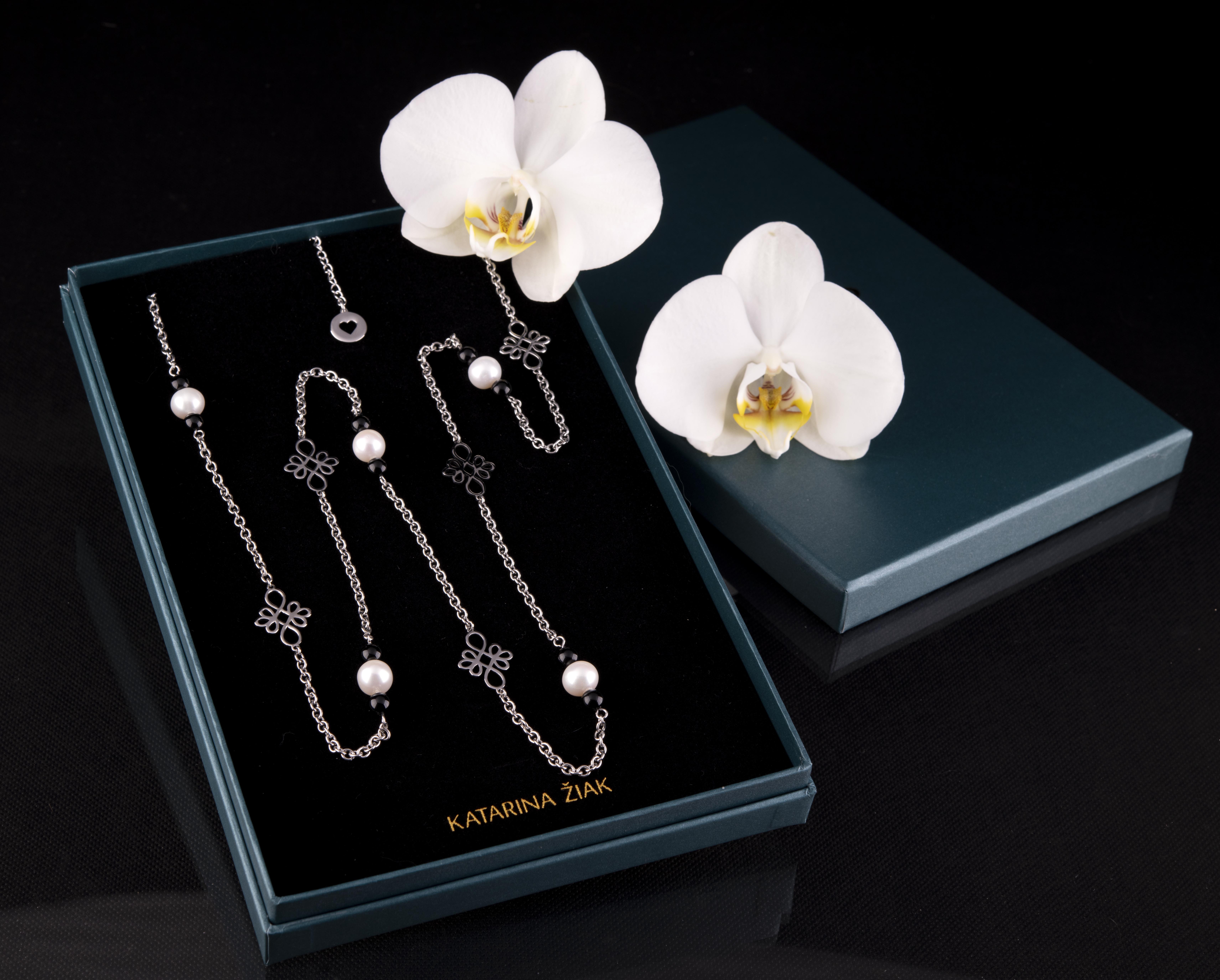 Retiazka nekonečno -1 + perla/onyx