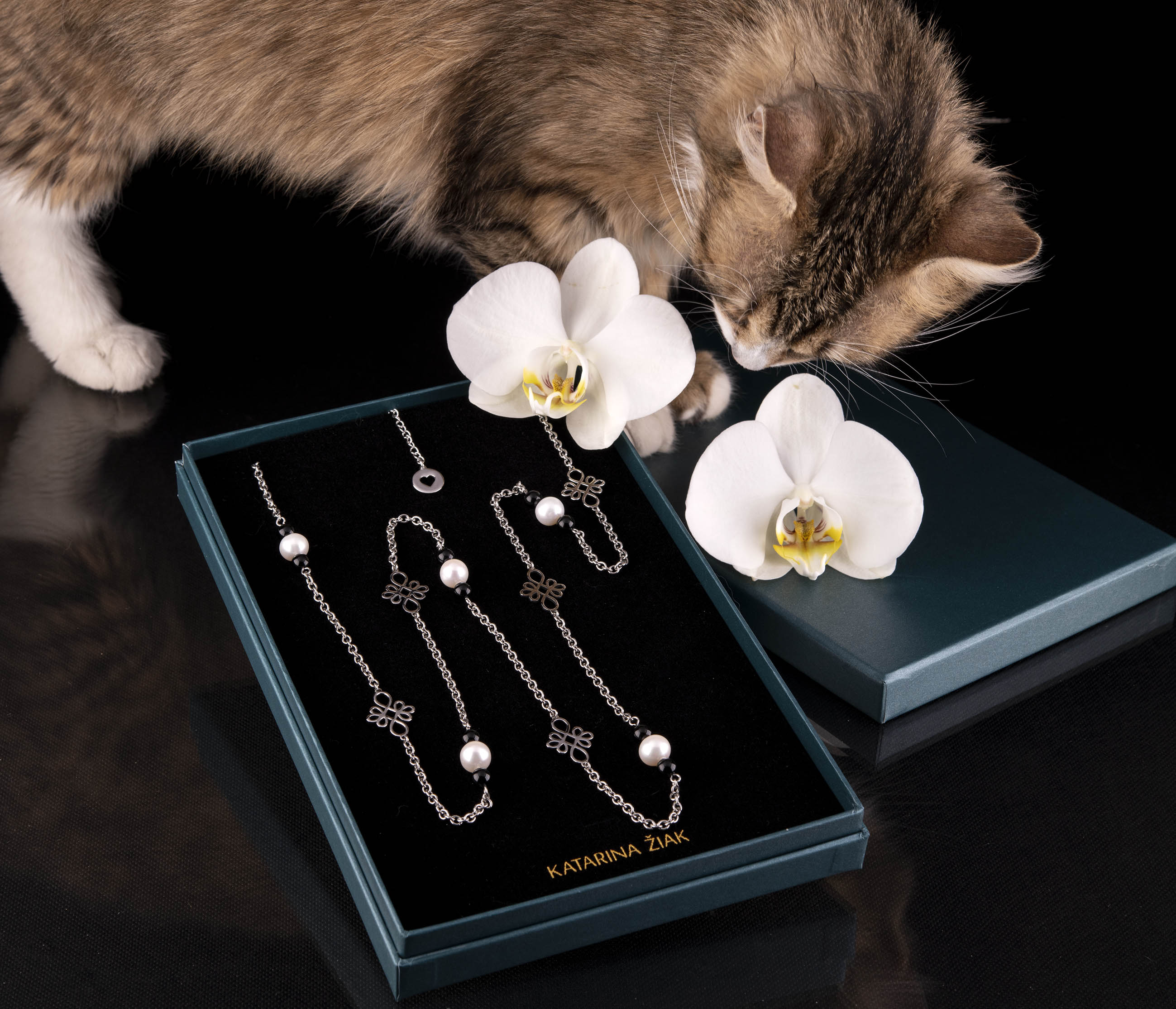 Retiazka nekonečno -1 + perla/onyx