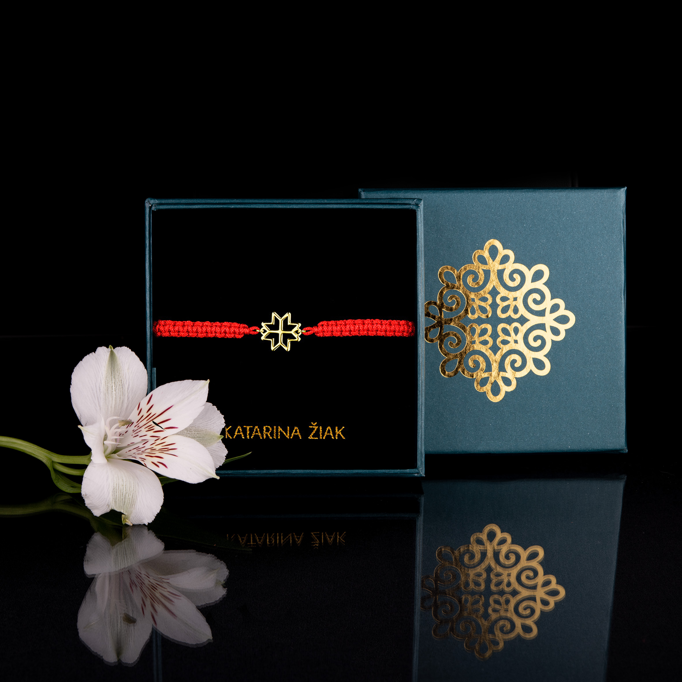 Náramok hviezda 1 - šnúrka