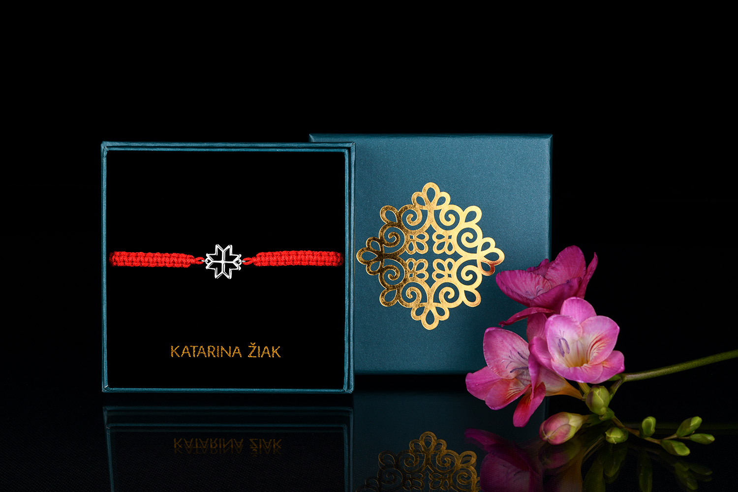 Náramok hviezda 1 - šnúrka