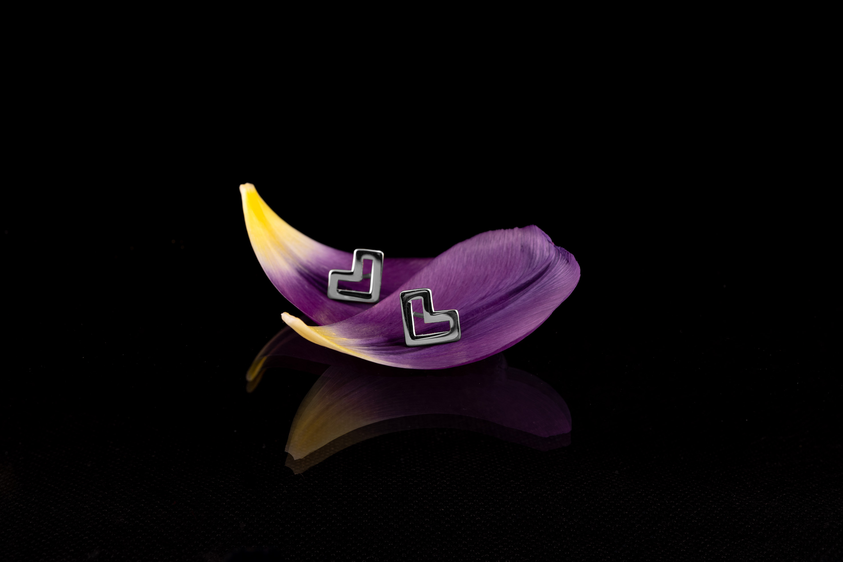 Napichovacie náušnice - Novohrad srdiečko