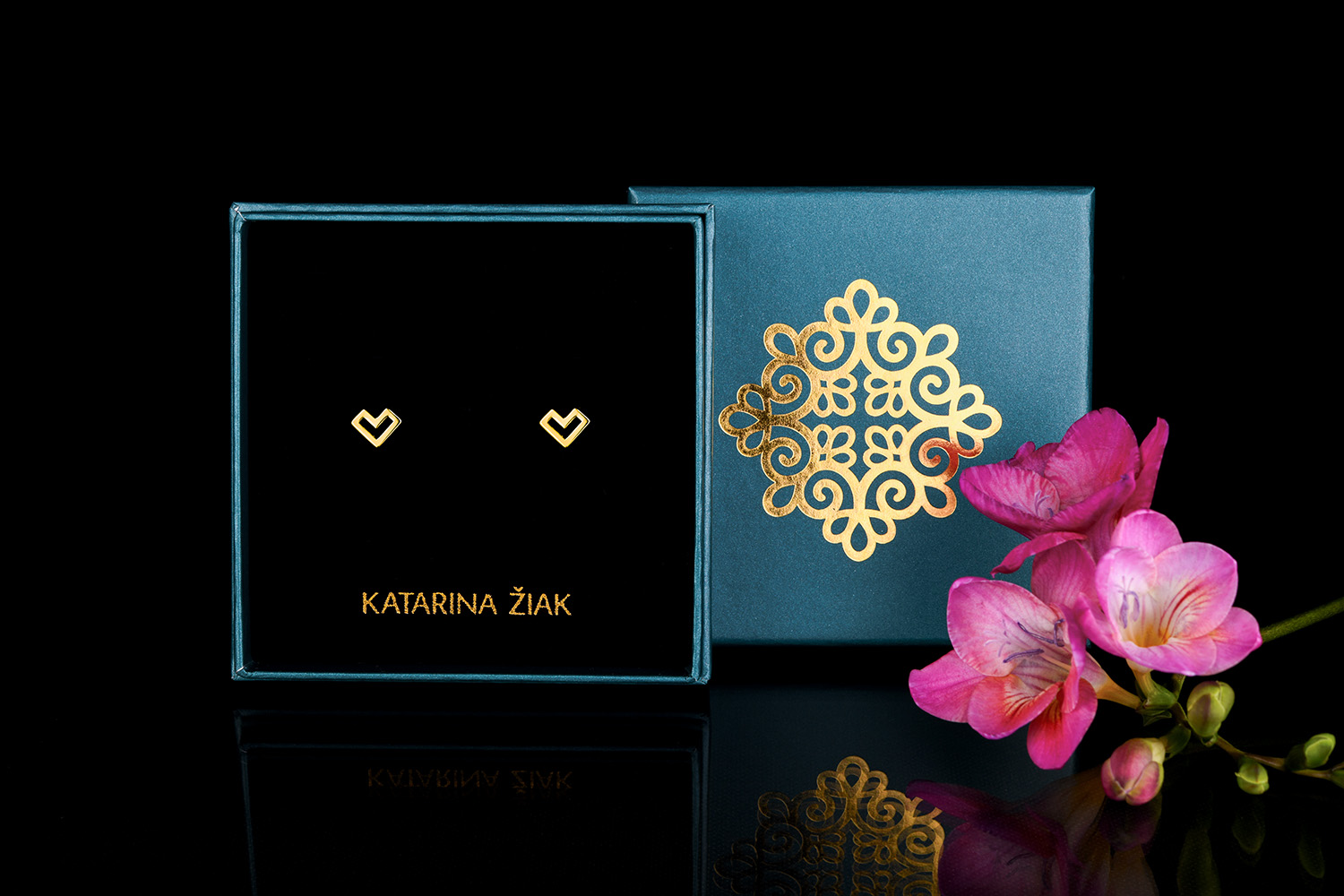 Napichovacie náušnice - Novohrad srdiečko