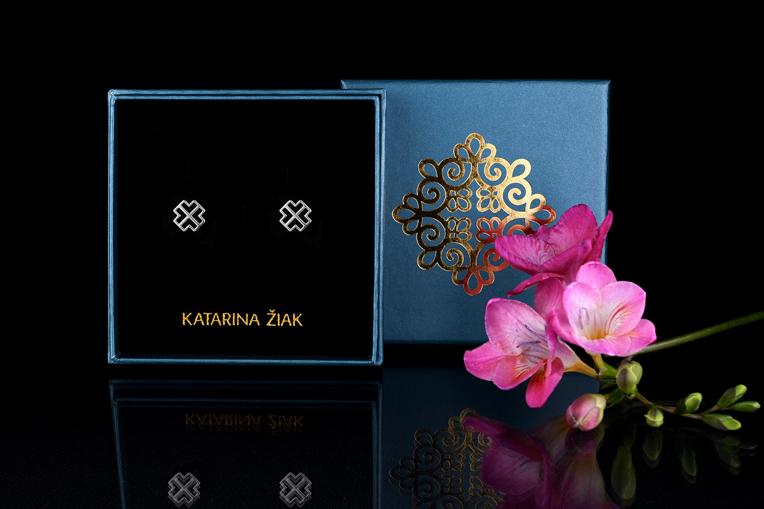 Napichovacie náušnice - Novohrad ornament štvorec 1