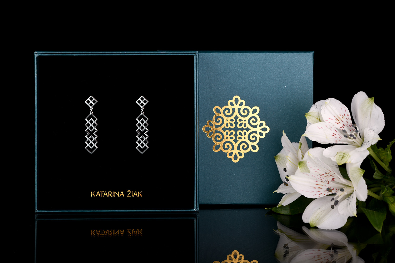 Náušnice Novohrad - pás  - krátky