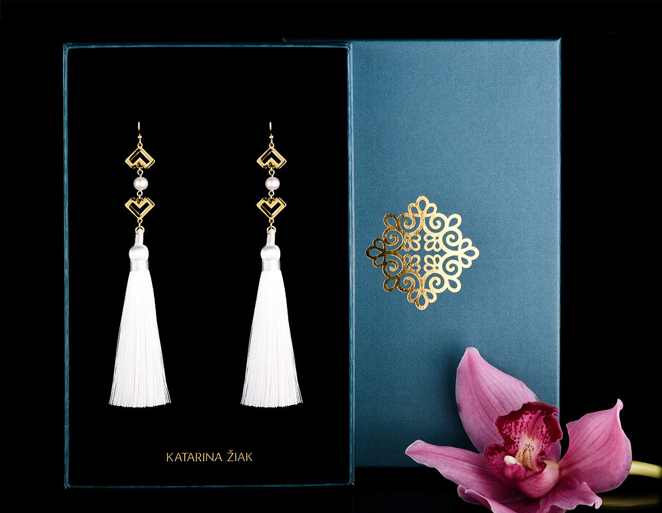 Náušnice – Novohrad srdiečko + perla - strapce