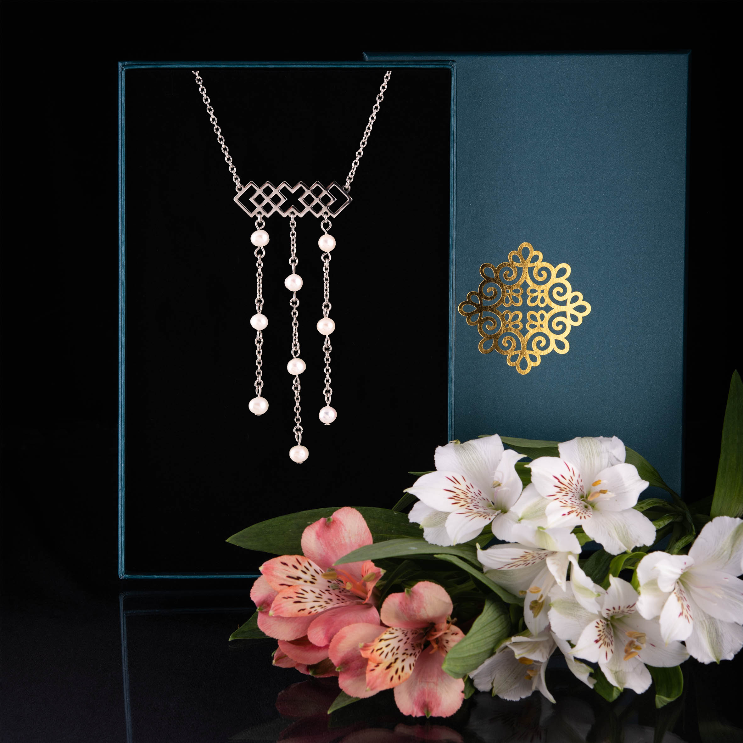 Náhrdelník Novohrad - pás - krátky +perly