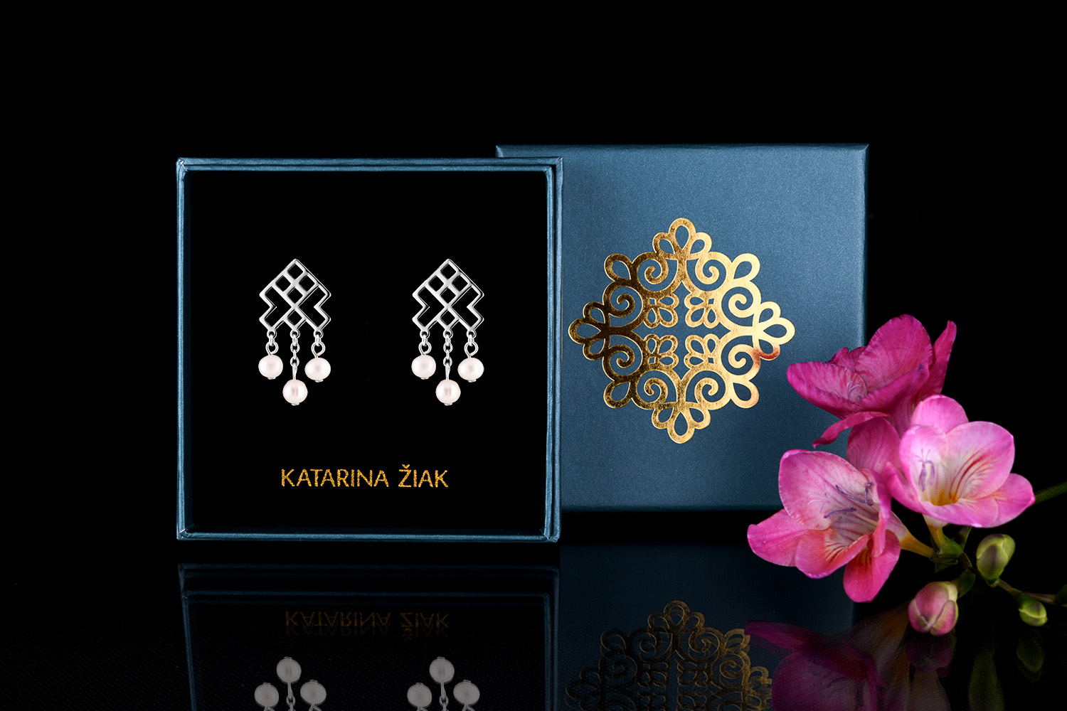 Napichovacie náušnice – Novohrad vodopád + perly - krátky