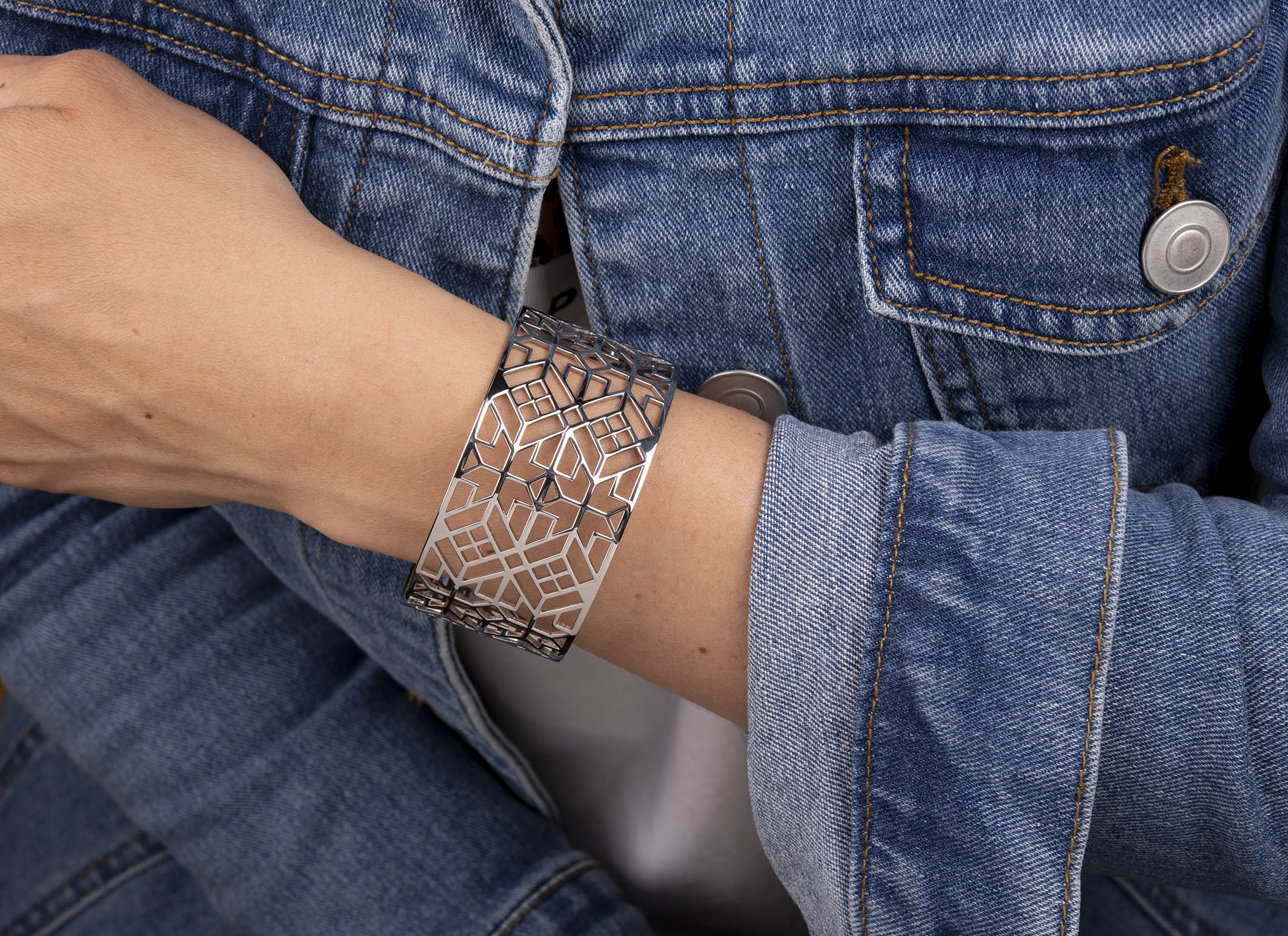 Náramok novohrad ornament - pás široký