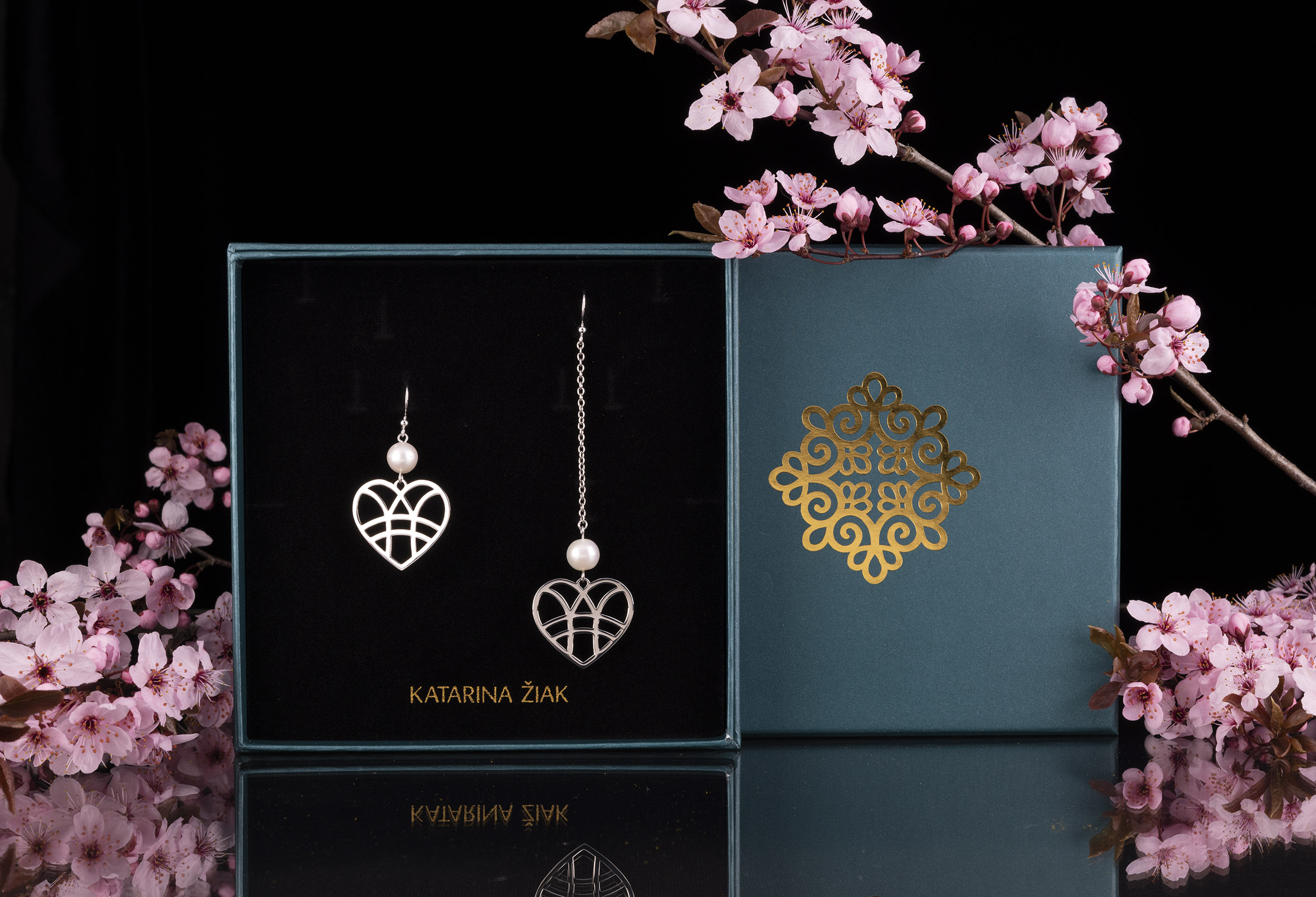 Náušnice srdce + 1 perla – kombinované