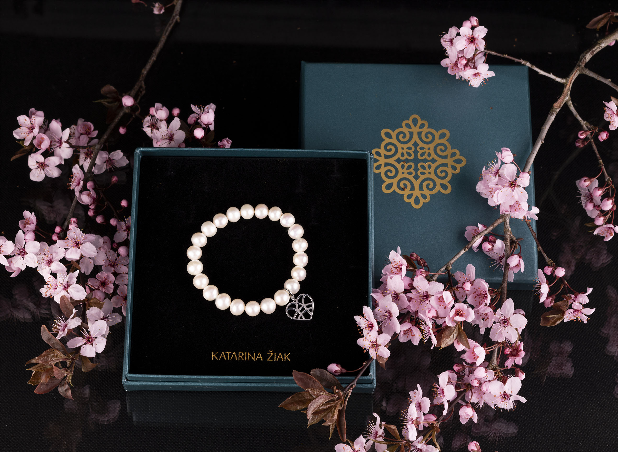 Náramok srdce - perly