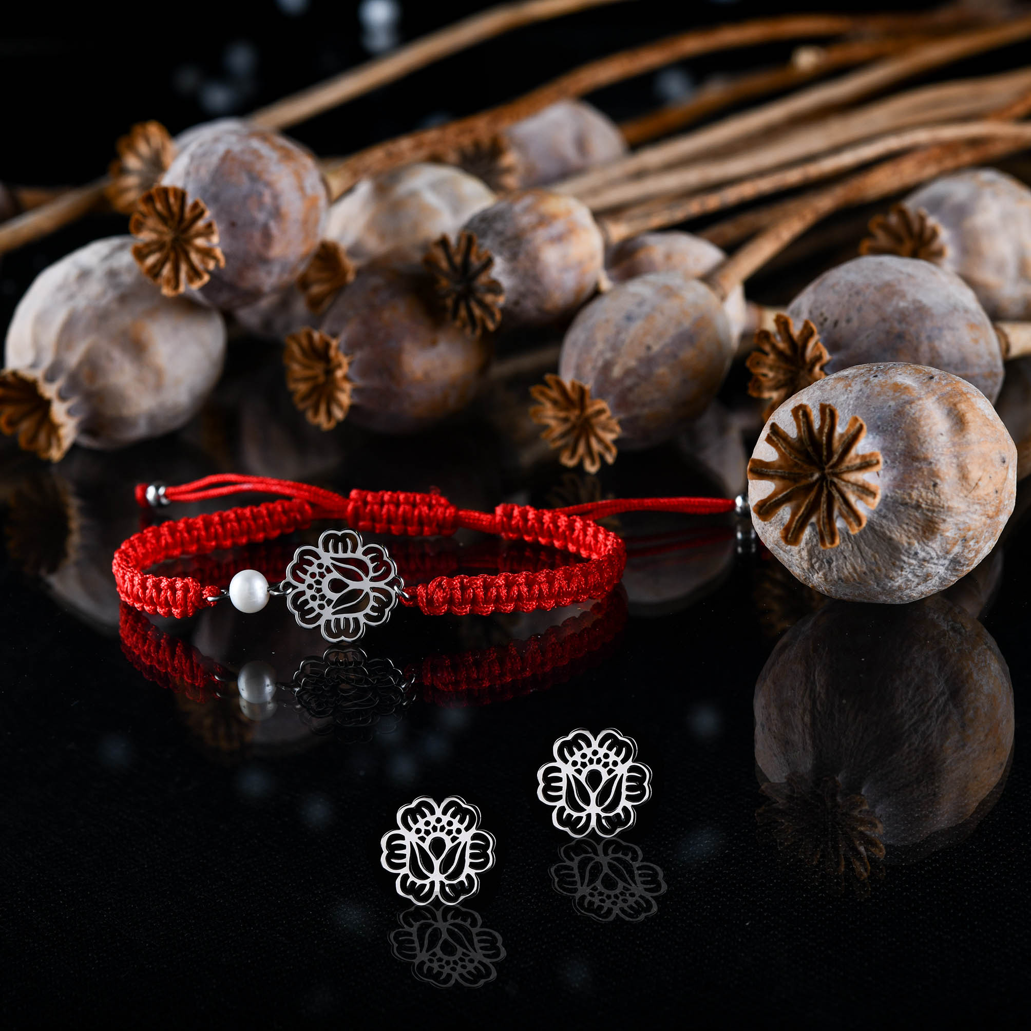 Set maky 1 - napichovacie náušnice + šnúrkový náramok + perla