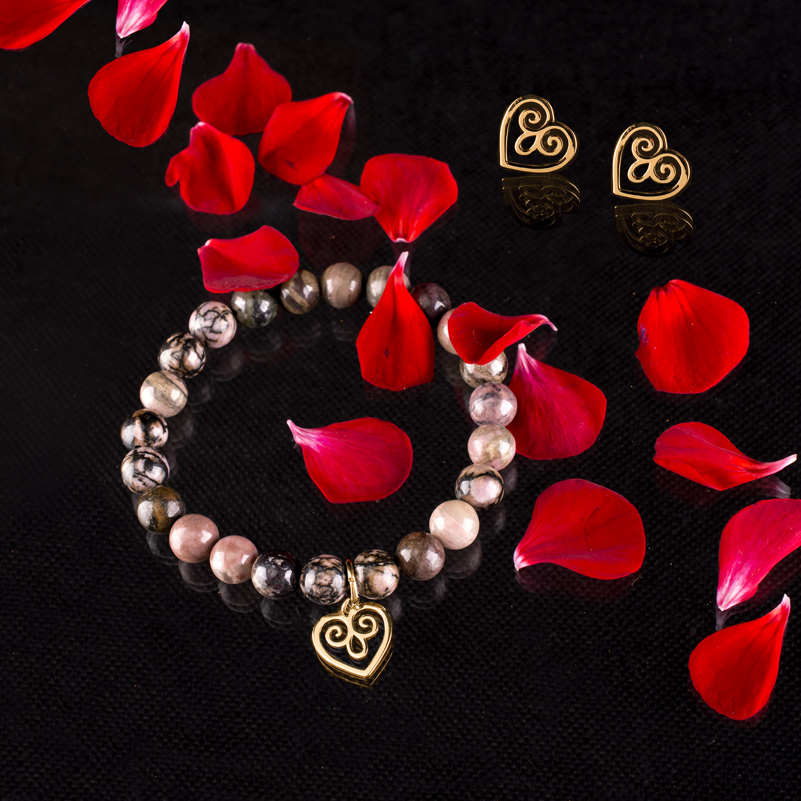 Set srdiečka múzy- napichovacie náušnice + náramok (možné sú rôzne kamene)