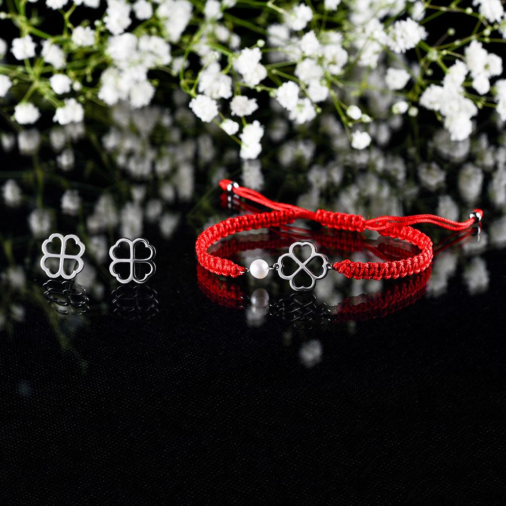 Set štvorlístky - napichovacie náušnice + šnúrkový náramok + perla