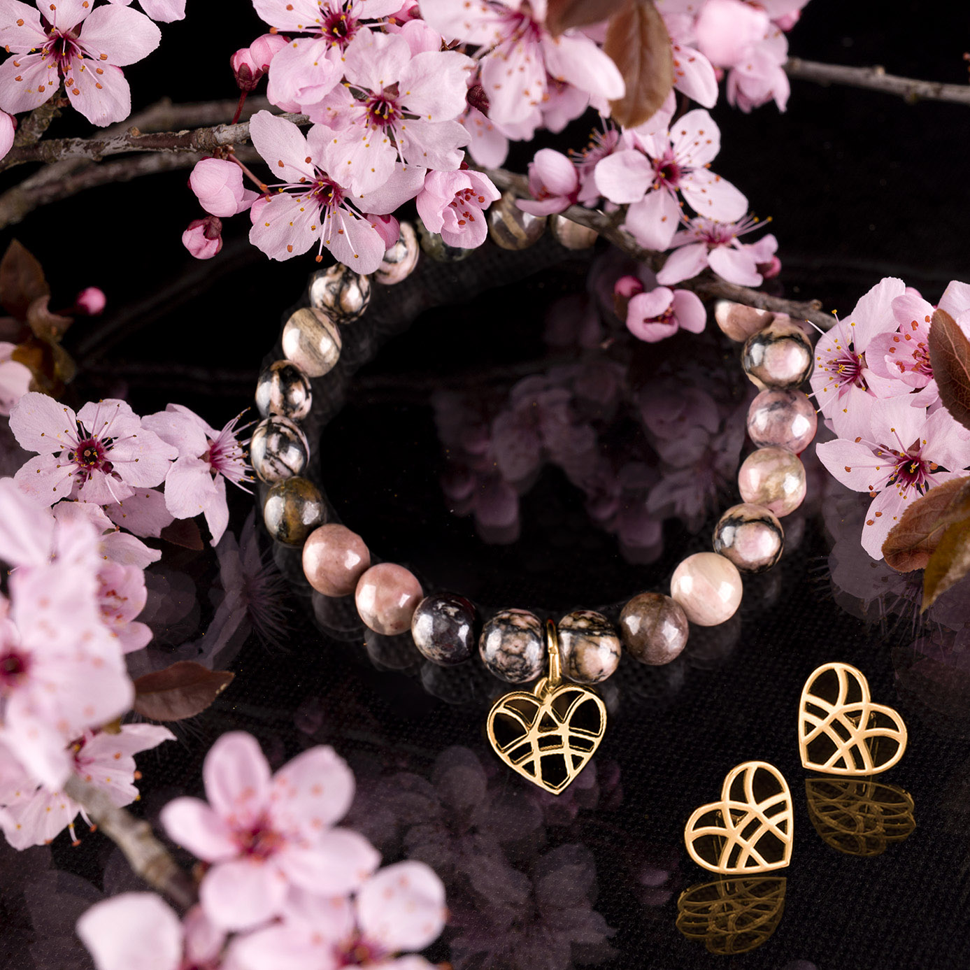 Set srdiečka - napichovacie náušnice + náramok (možné sú rôzne kamene)