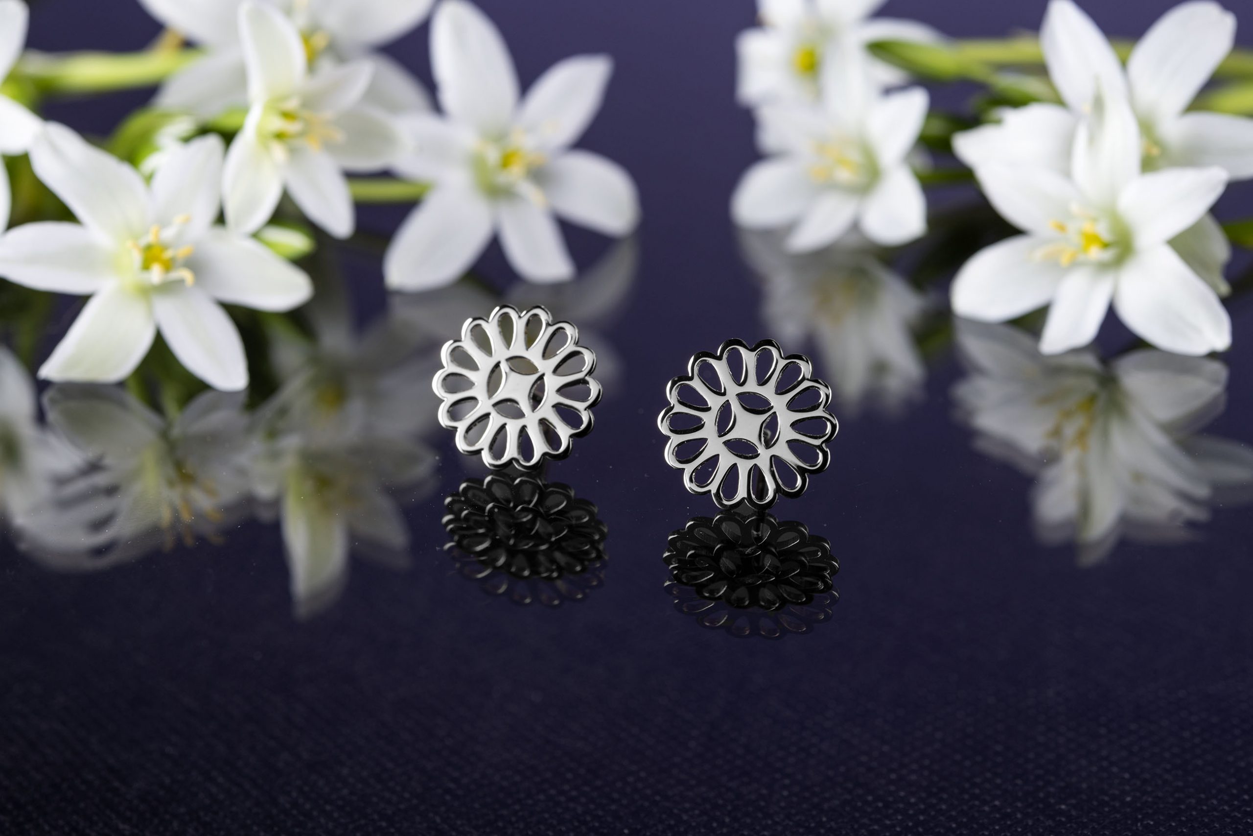 Napichovacie náušnice malé cíferské margarétky