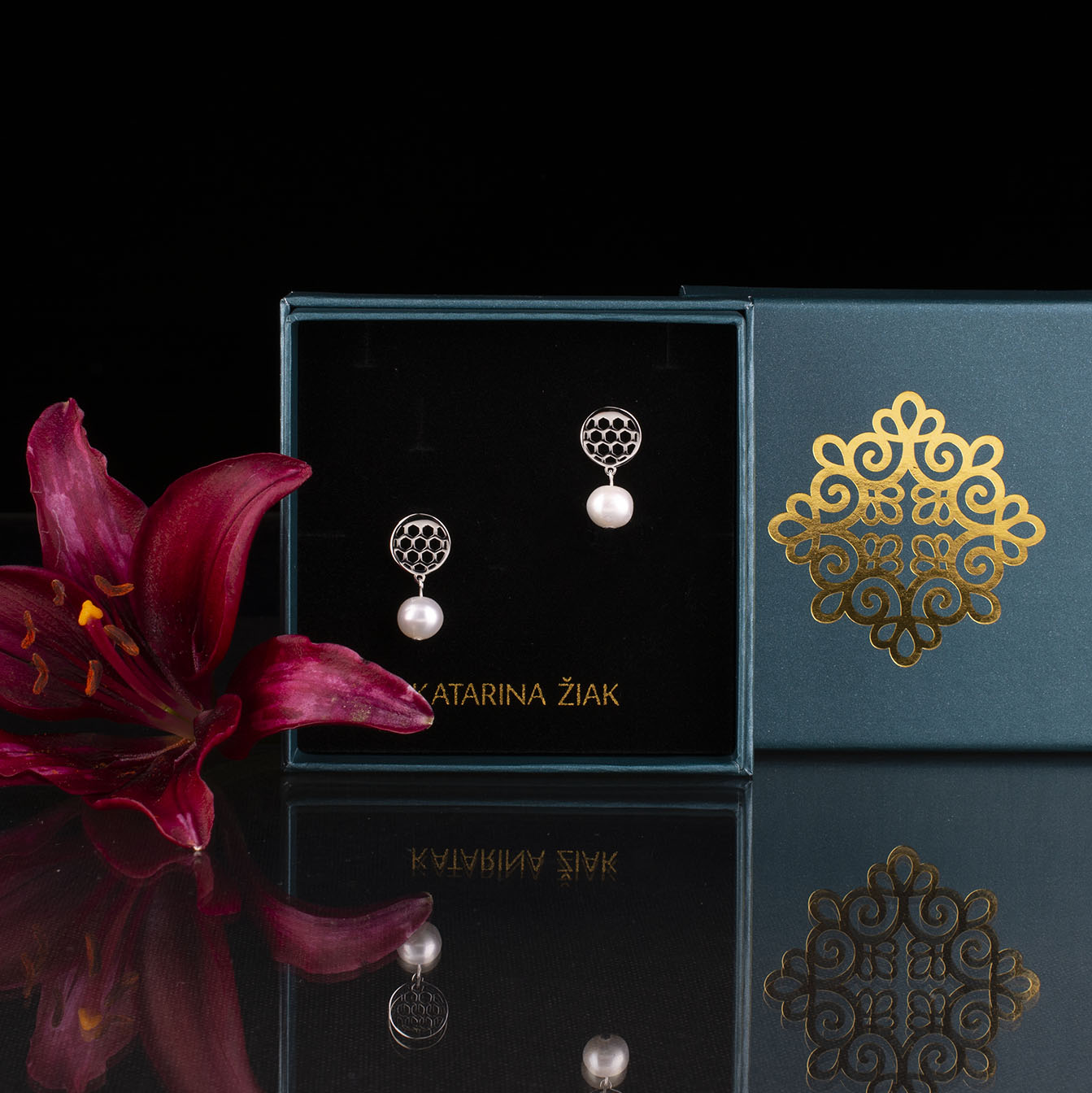 Napichovacie náušnice golf mini + perla