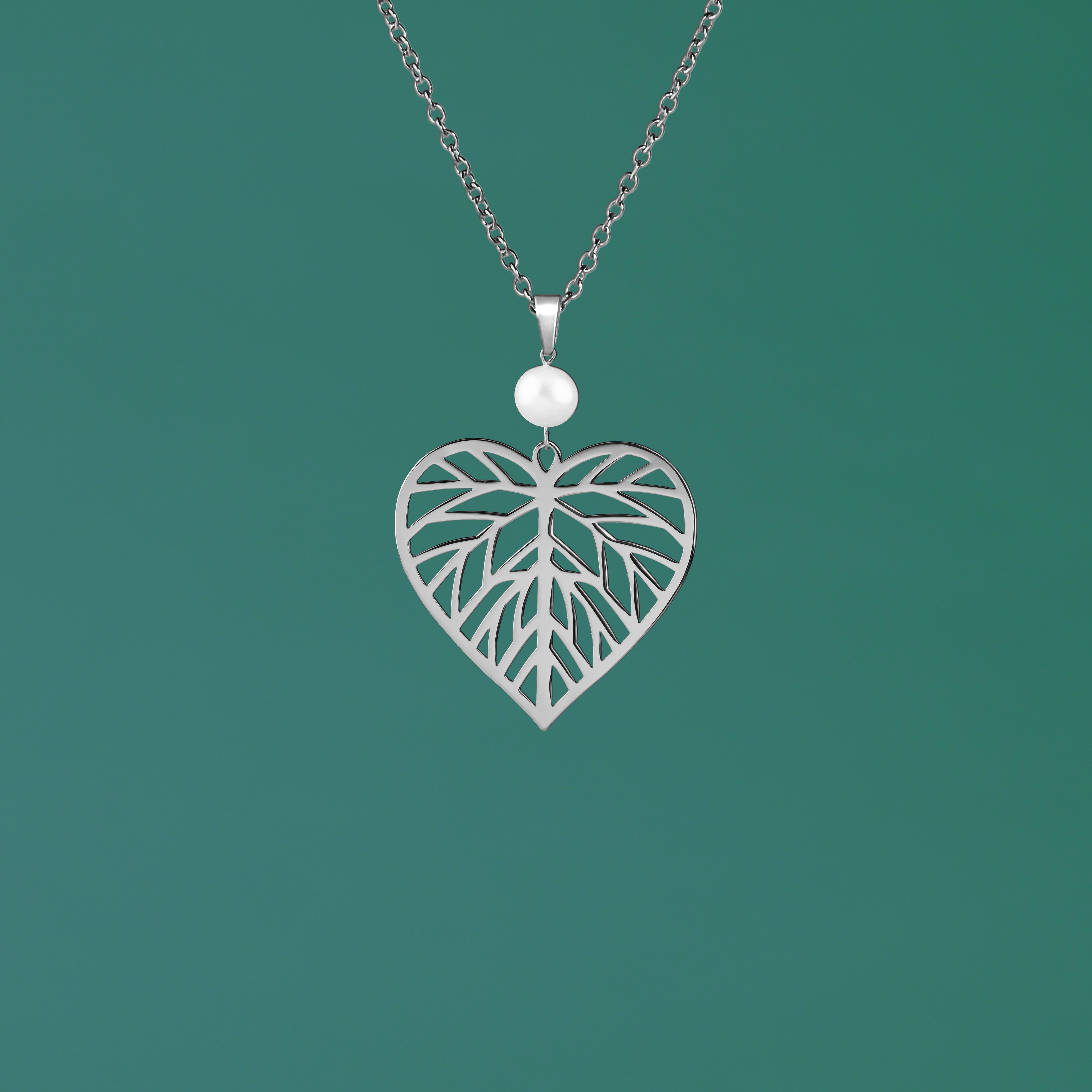 Prívesok lipový list - mini perla