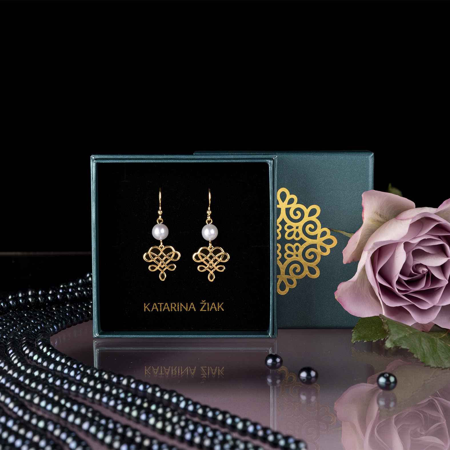 Náušnice drotárske srdce 1+ perla