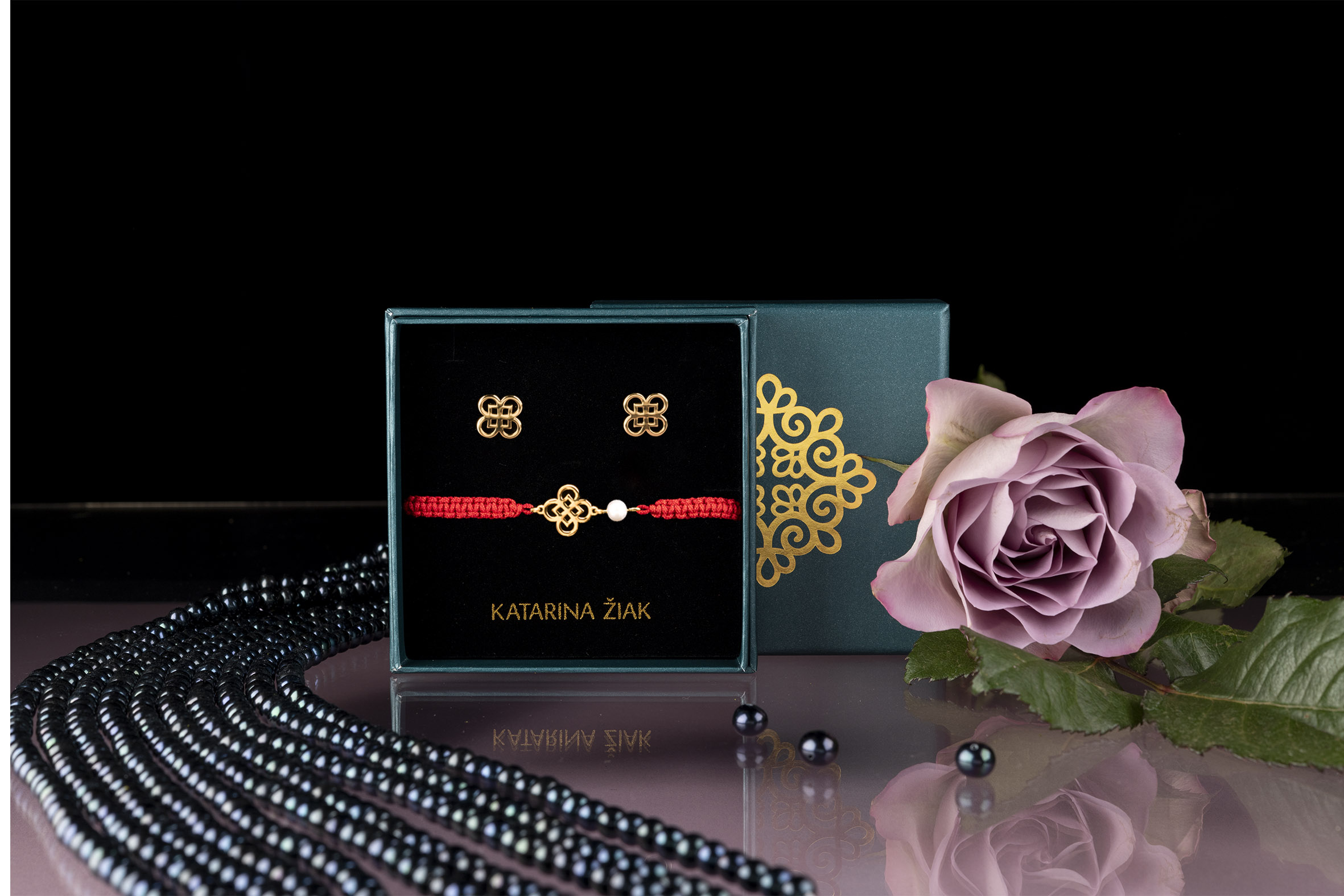 Set drotársky štvorlístok 3 - šnúrkový náramok + napichovacie náušnice