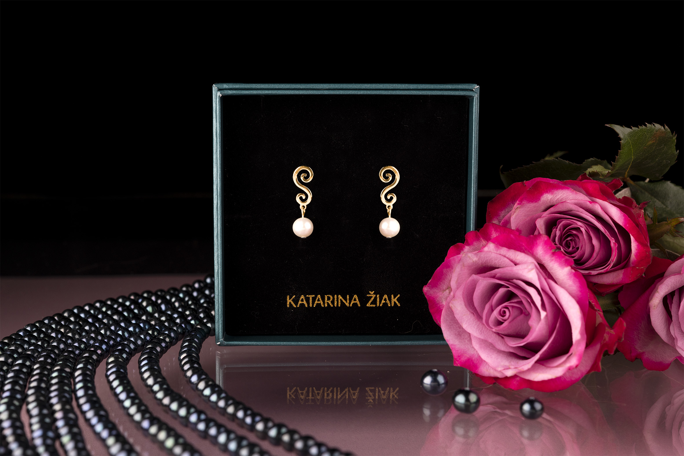 Napichovacie náušnice drotárske slučky 2 + perla