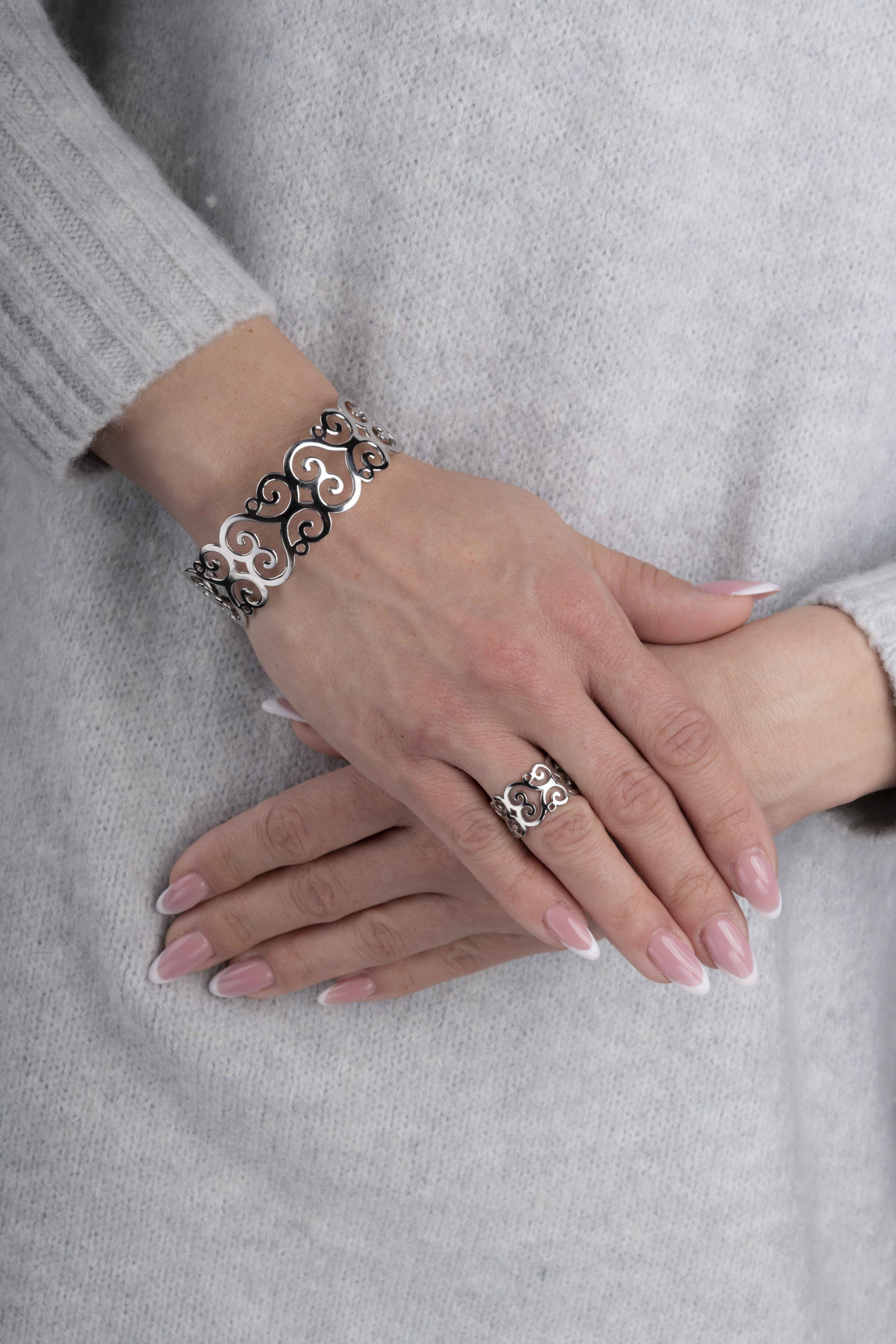 Náramok drotársky ornament - srdce pás úzky 1