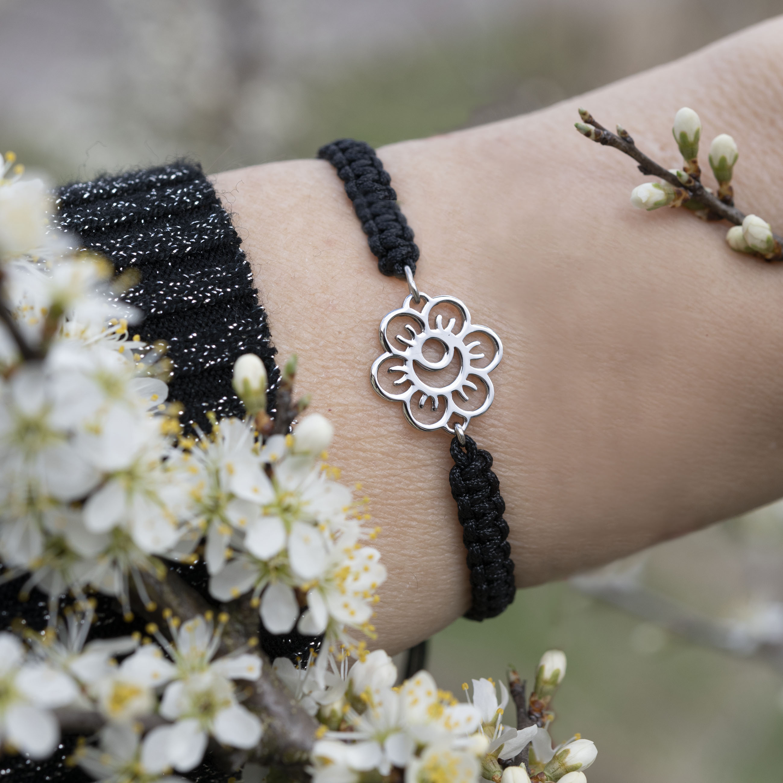 Náramok kvietok Veronika – šnúrka