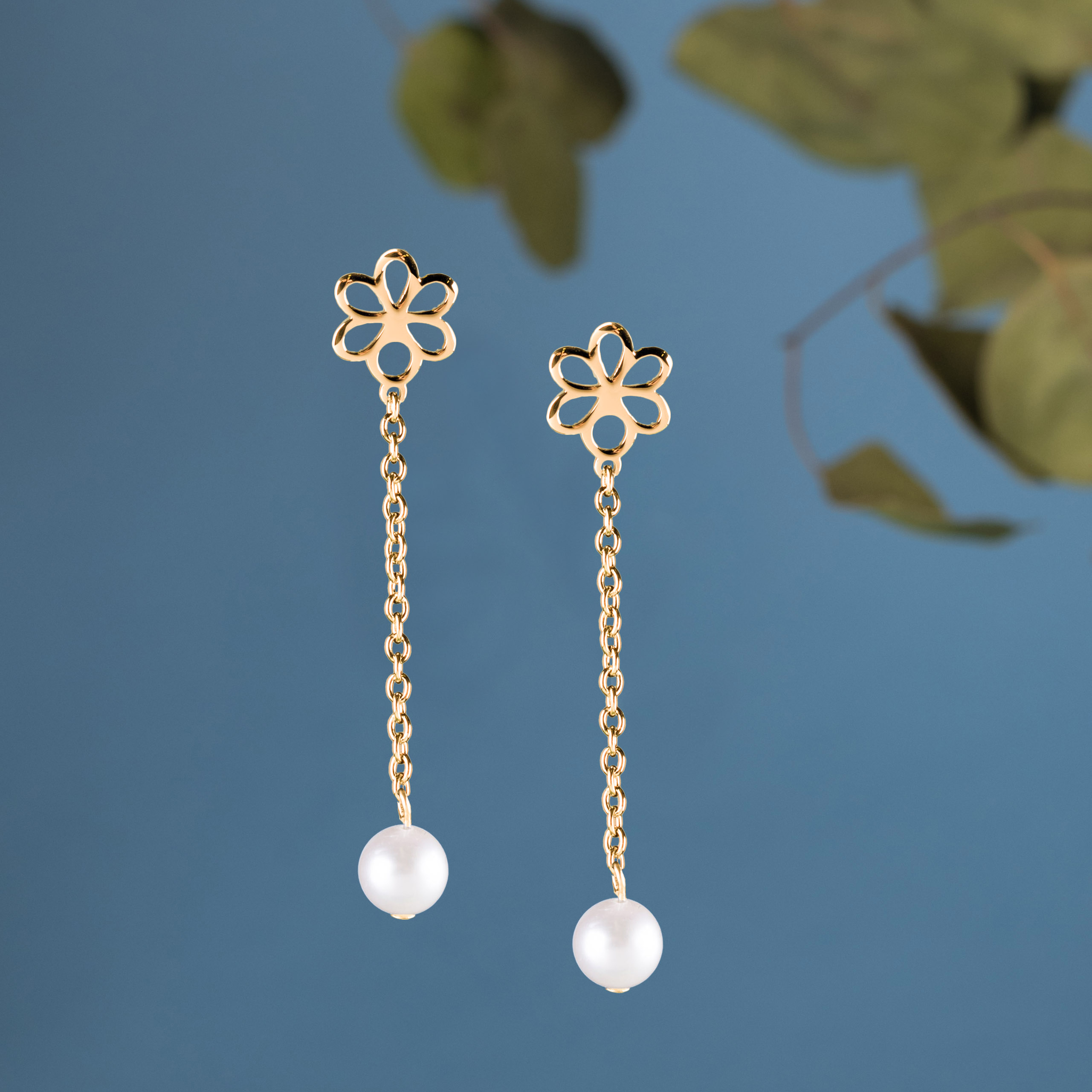 Napichovacie náušnice Ábelovská margarétka s perlou - dlhé