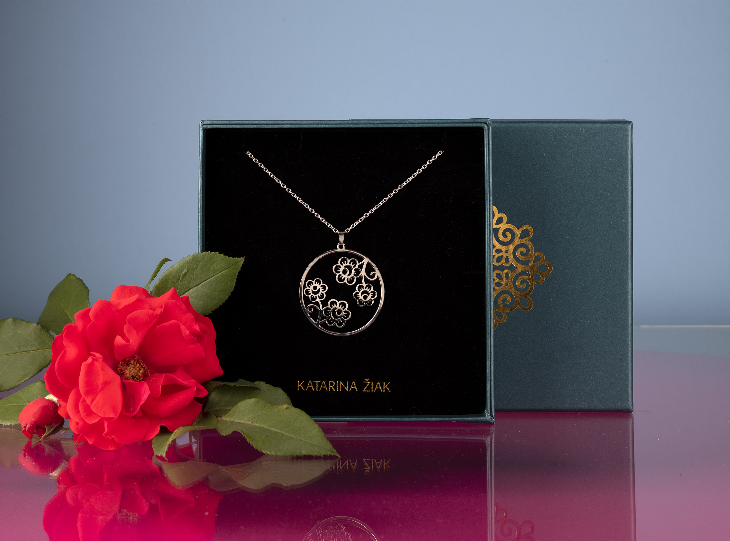 Prívesok kvietok Veronika - kruh 2