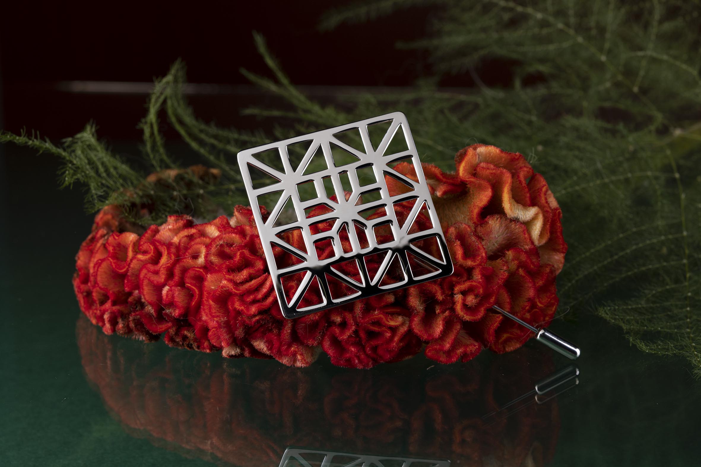 Brošňa gatra štvorec 3