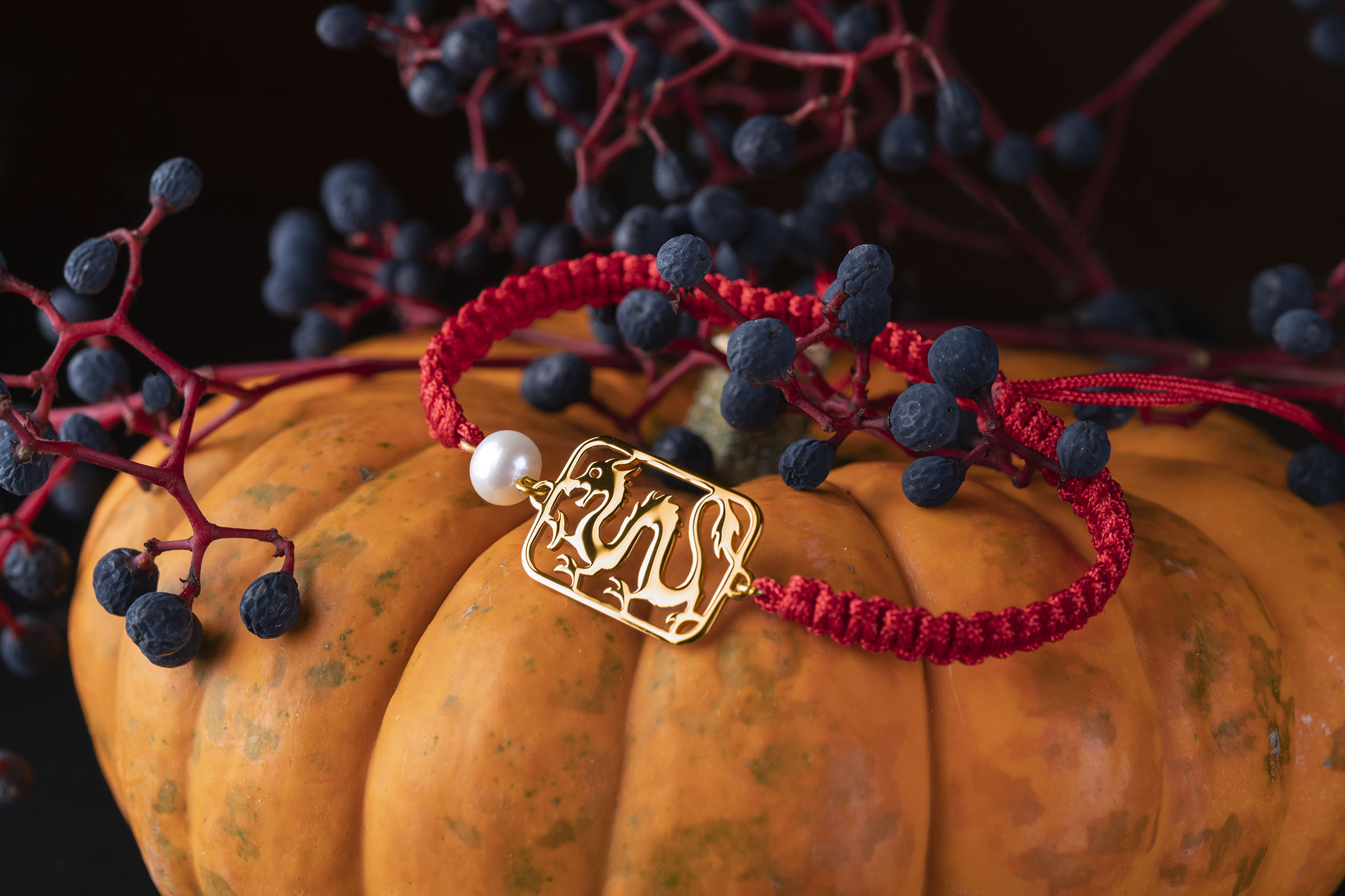 Náramok drak - šnúrka +perla