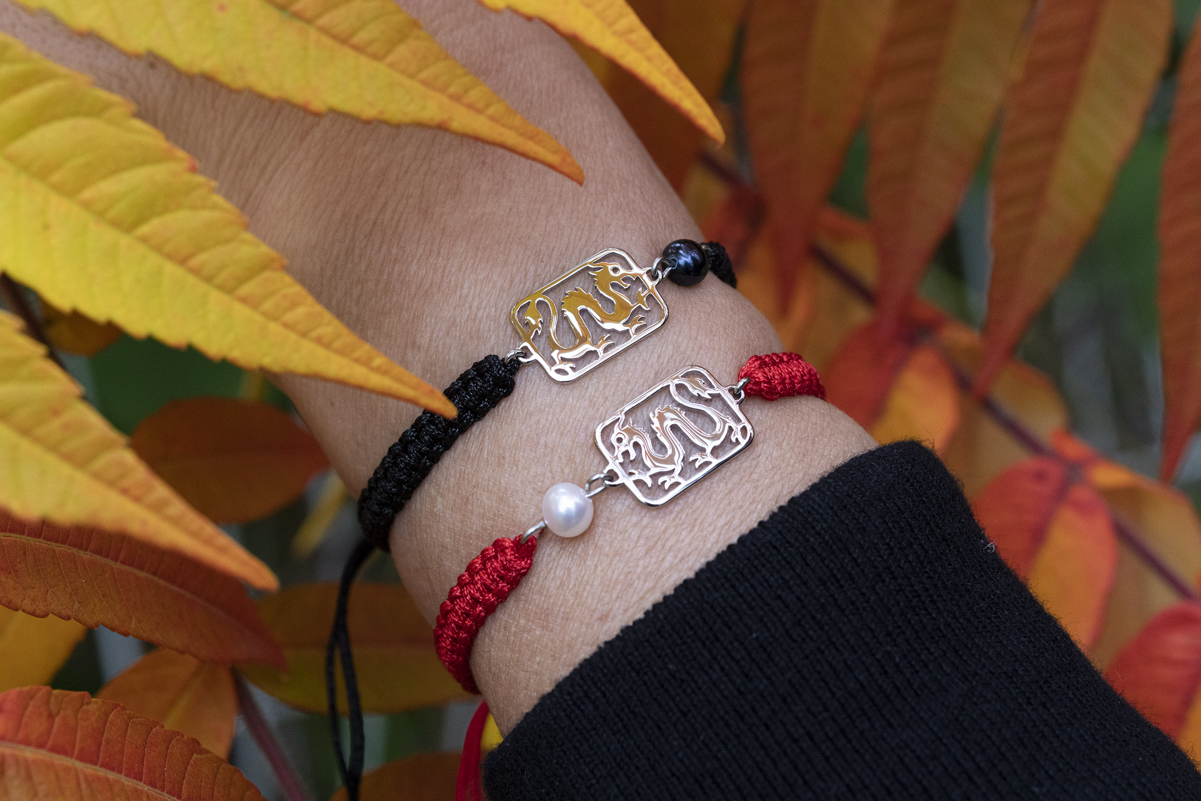 Náramok drak - šnúrka +perla