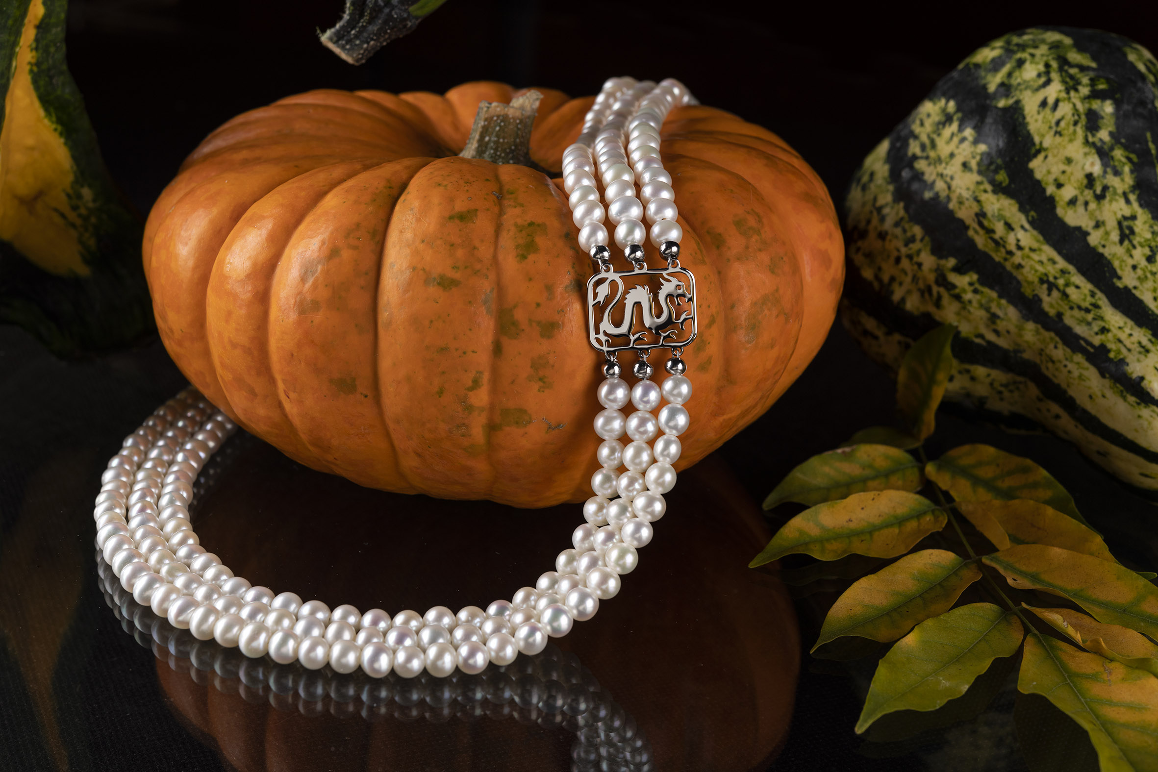 Perlový náhrdelník drak 2