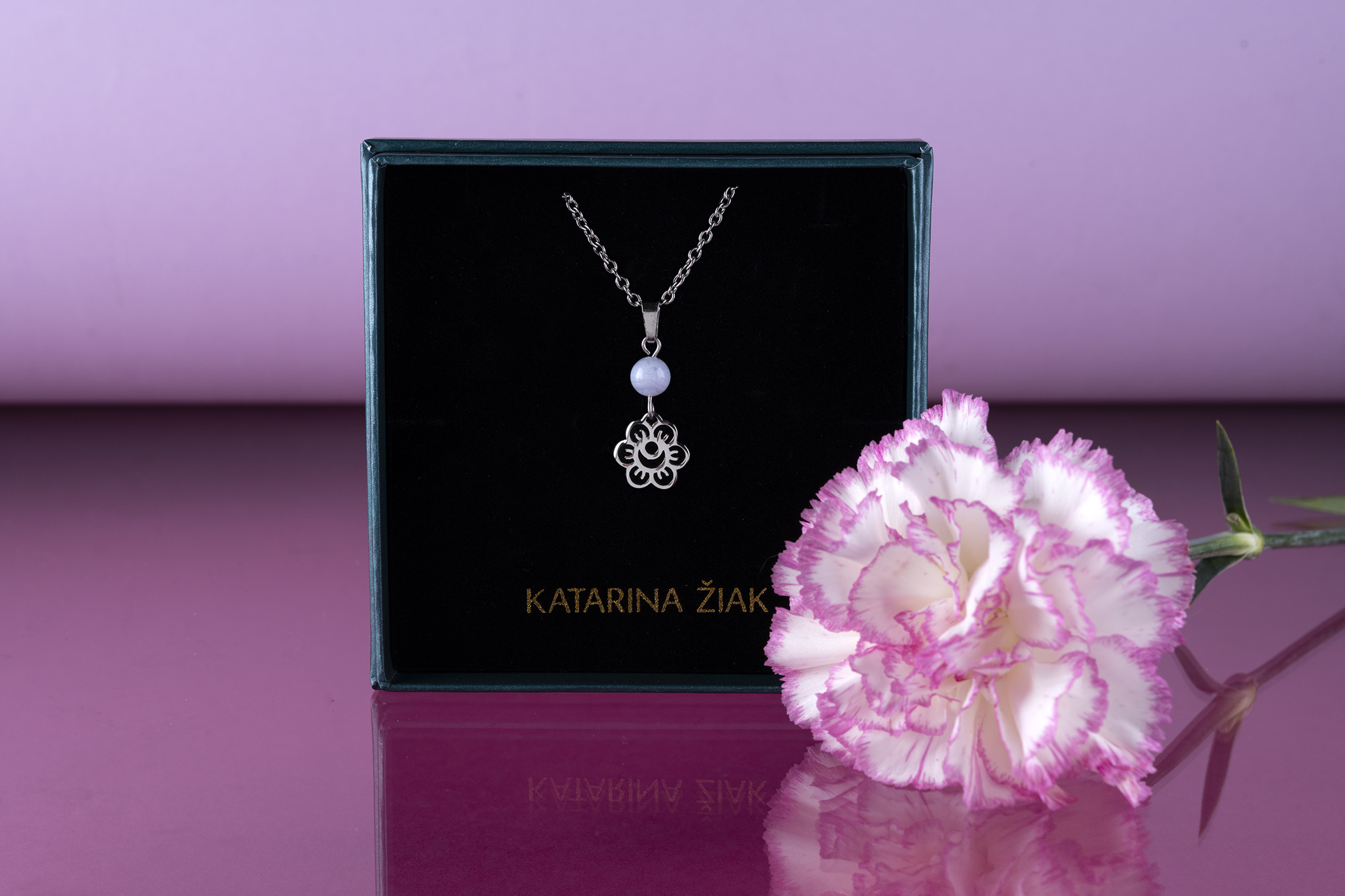 Prívesok Ábelová Veronika +chalcedón