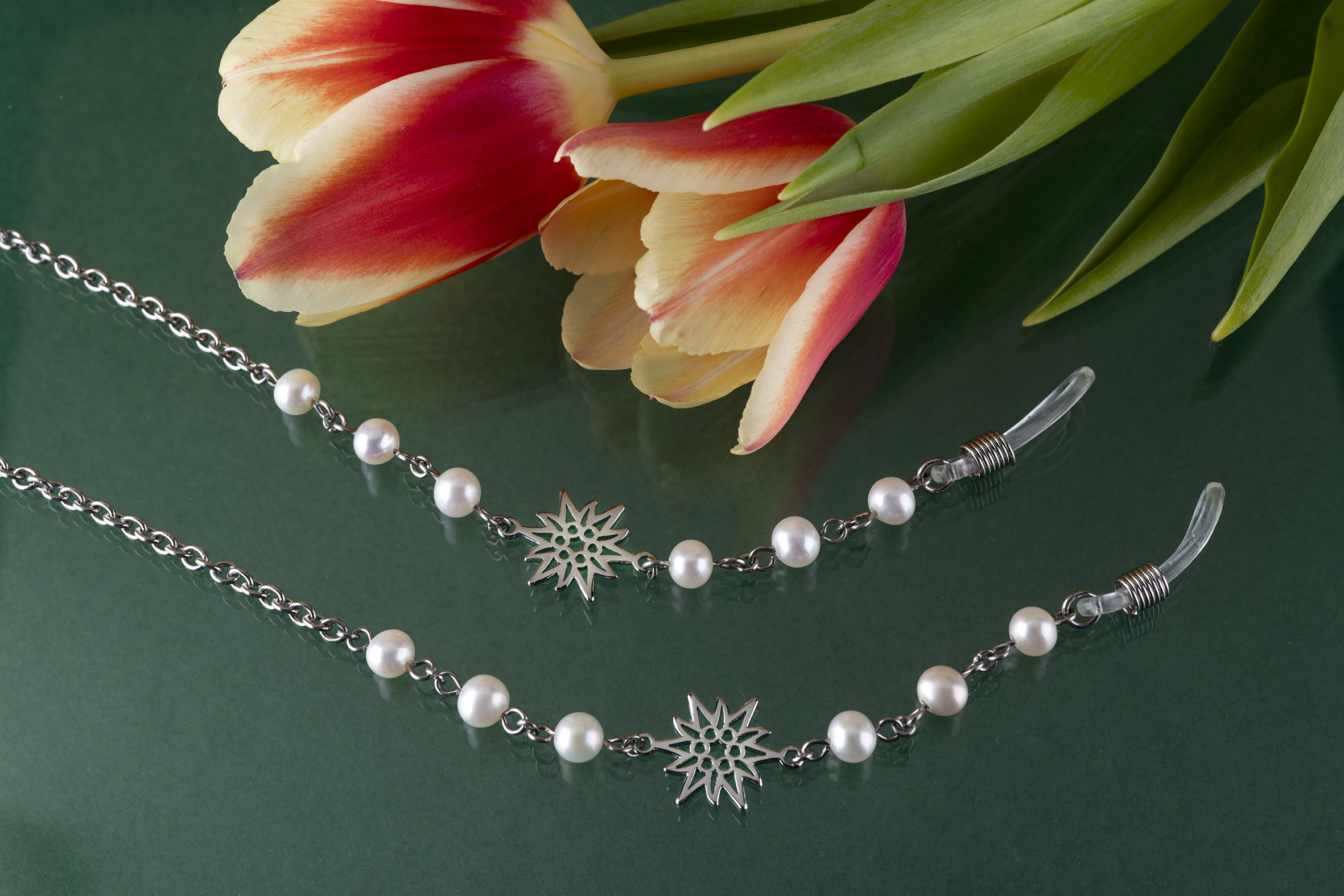 Retiazka na okuliare plesnivec 2 + sladkovodné perly