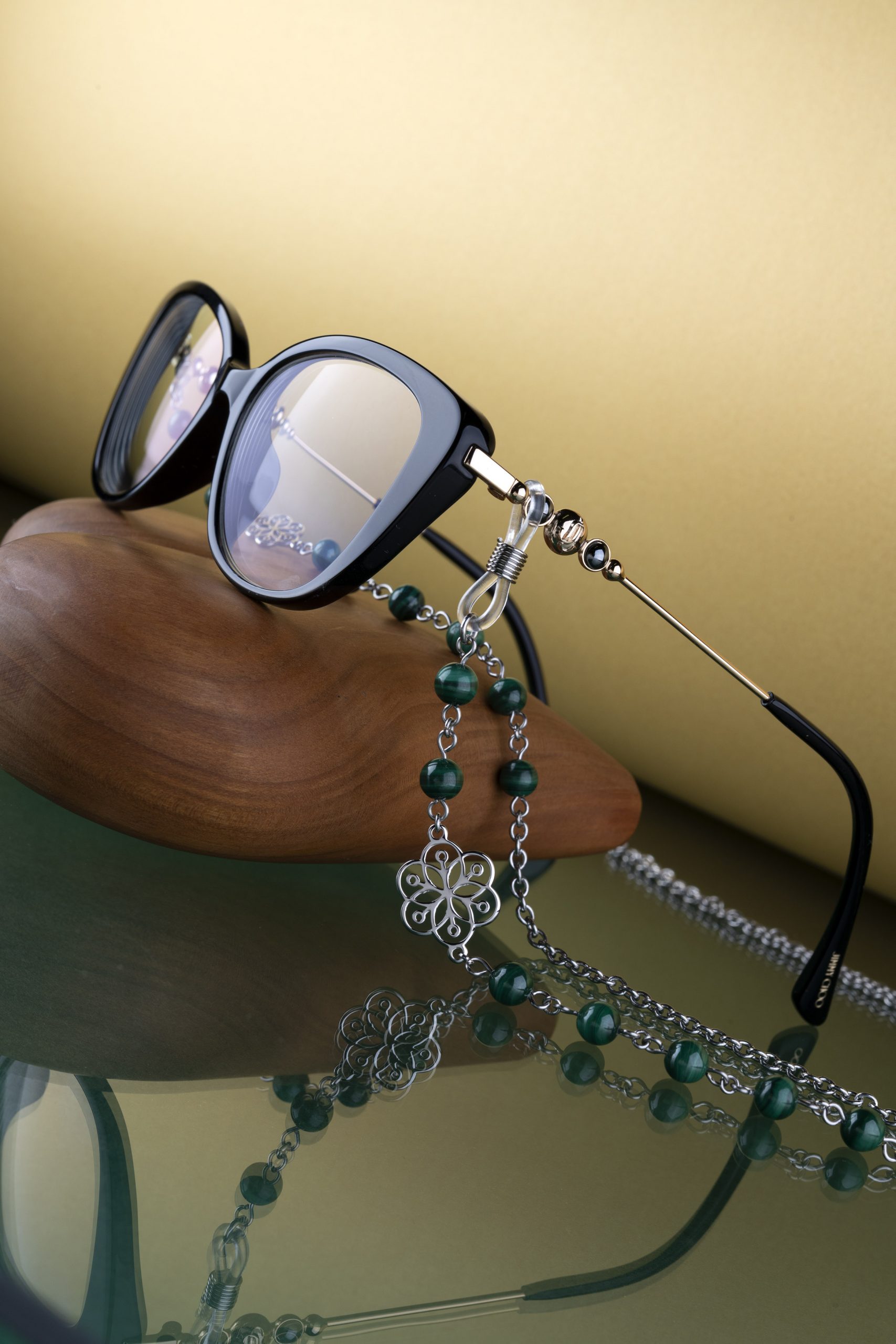 Retiazka na okuliare - kvet života 1 + malachit