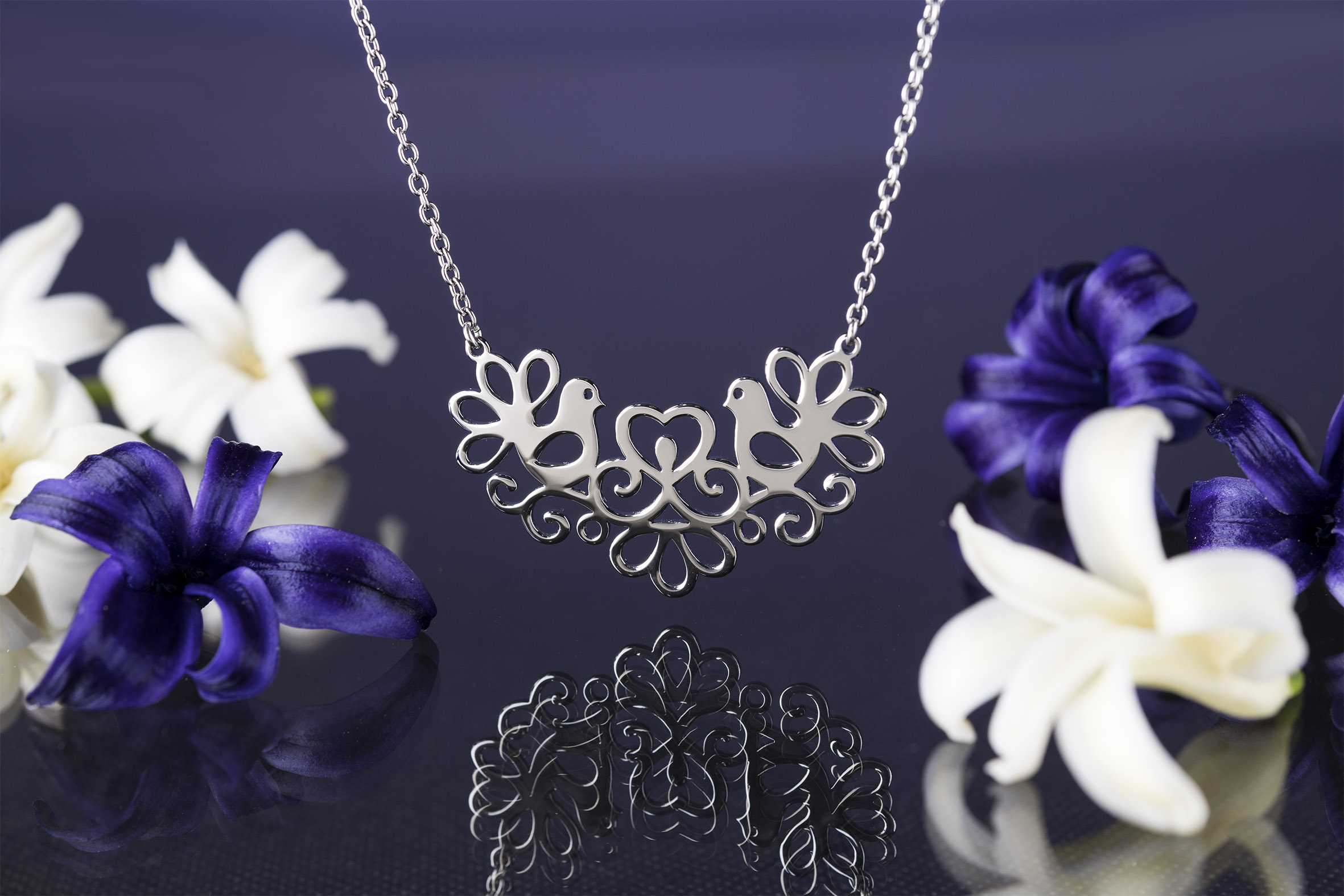 Náhrdelník holubice - krátky