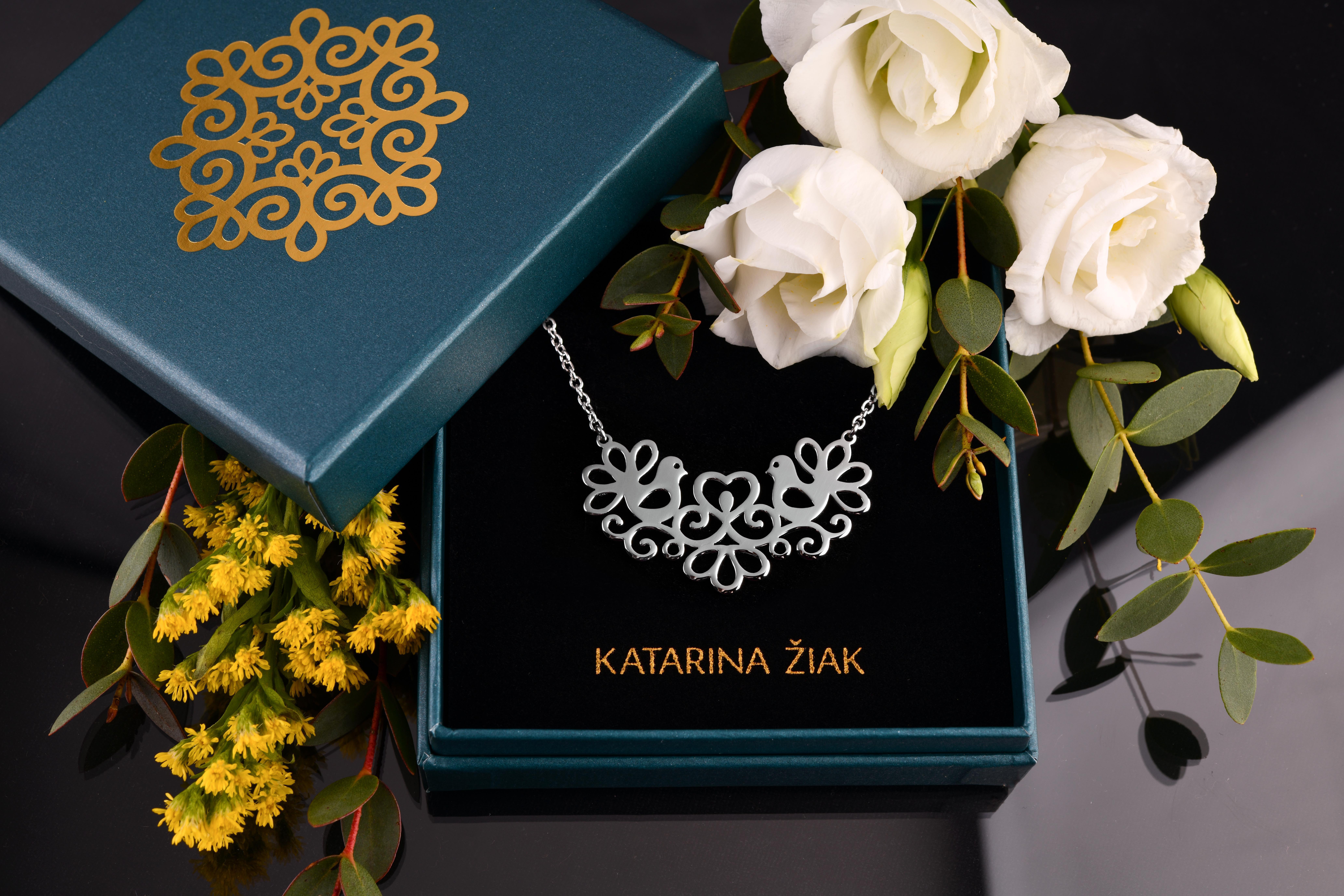 Náhrdelník holubice - krátky