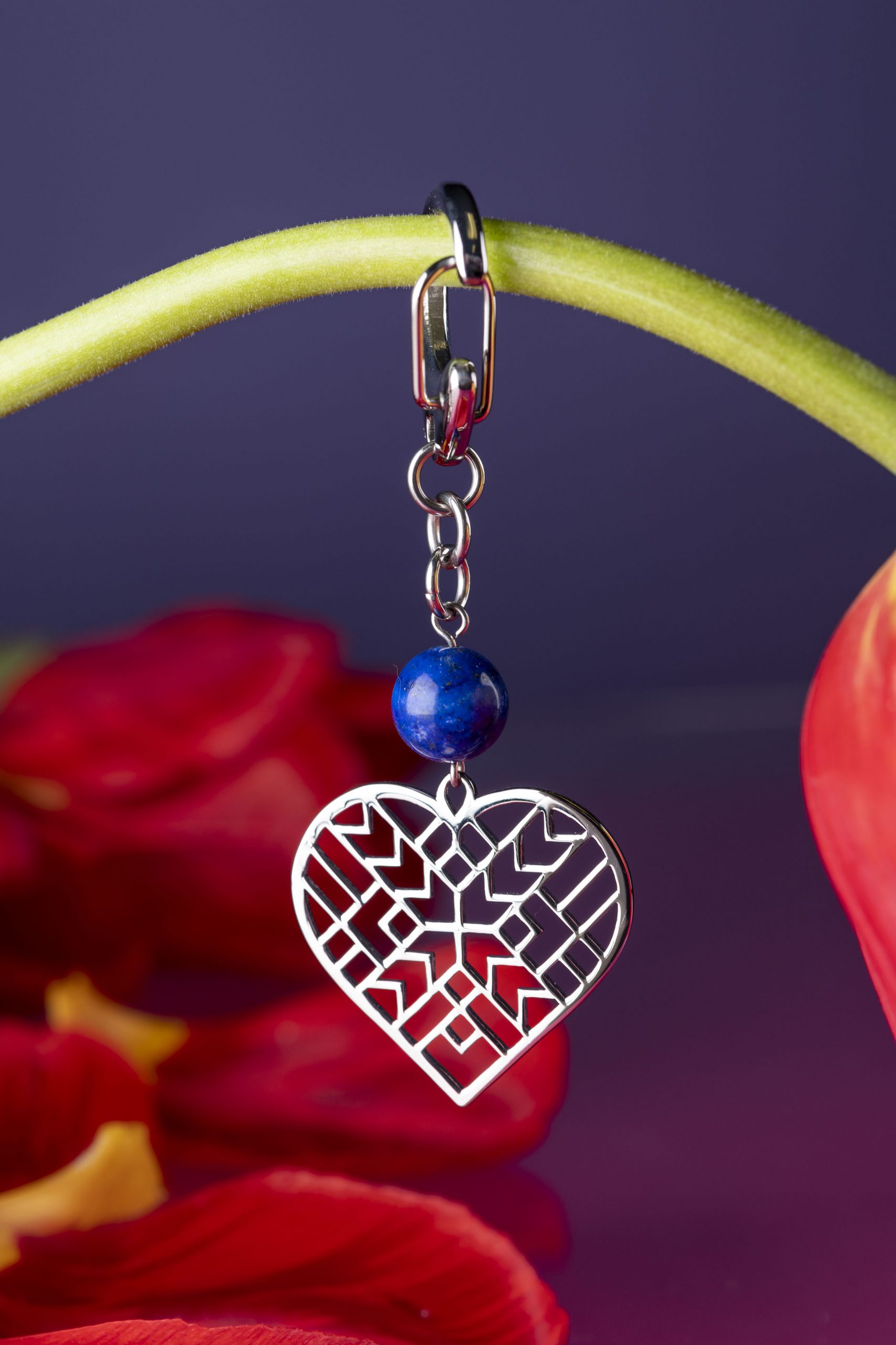 Kľúčenka - geometria srdce + lapis