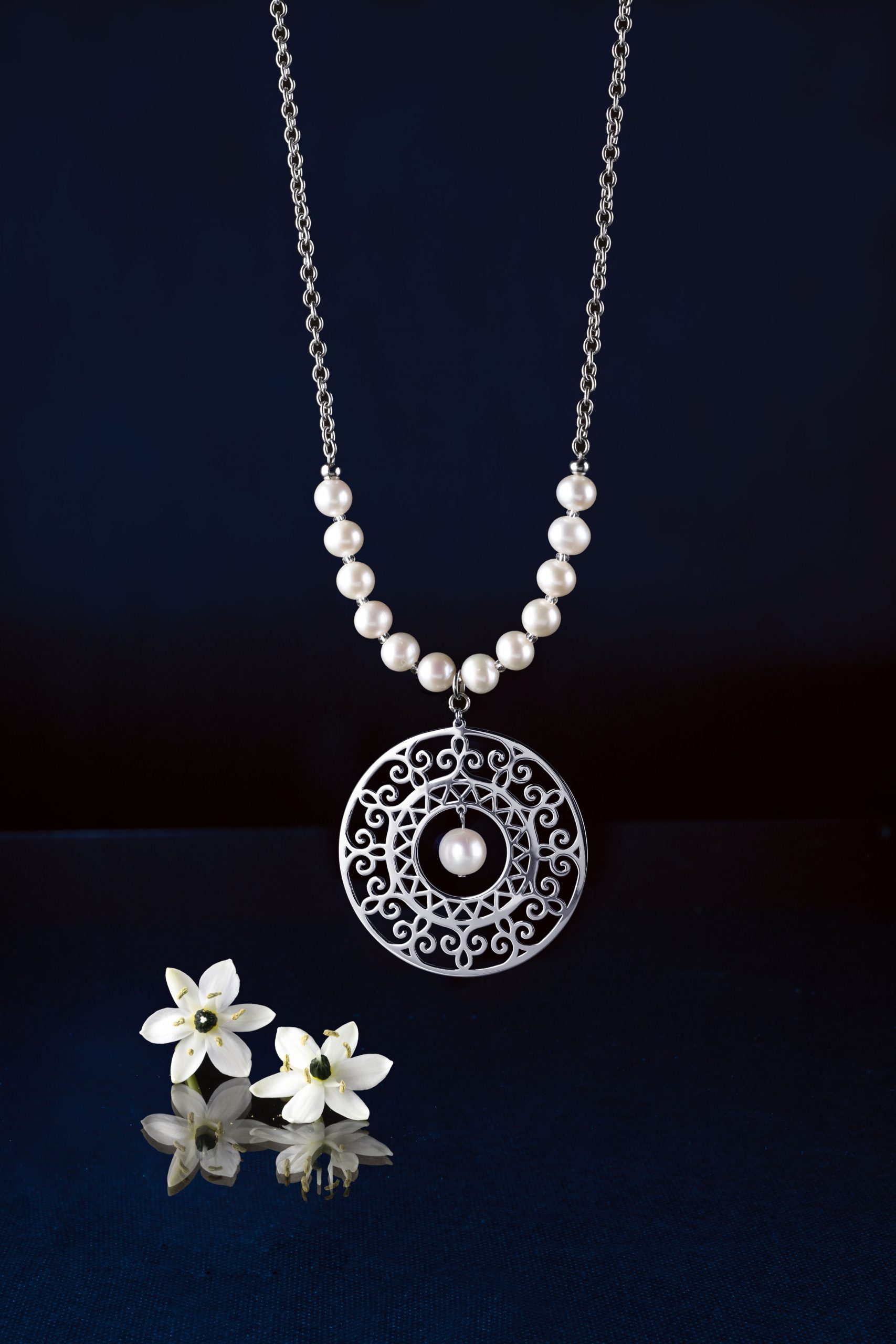 Prívesok Libay kruh +perly