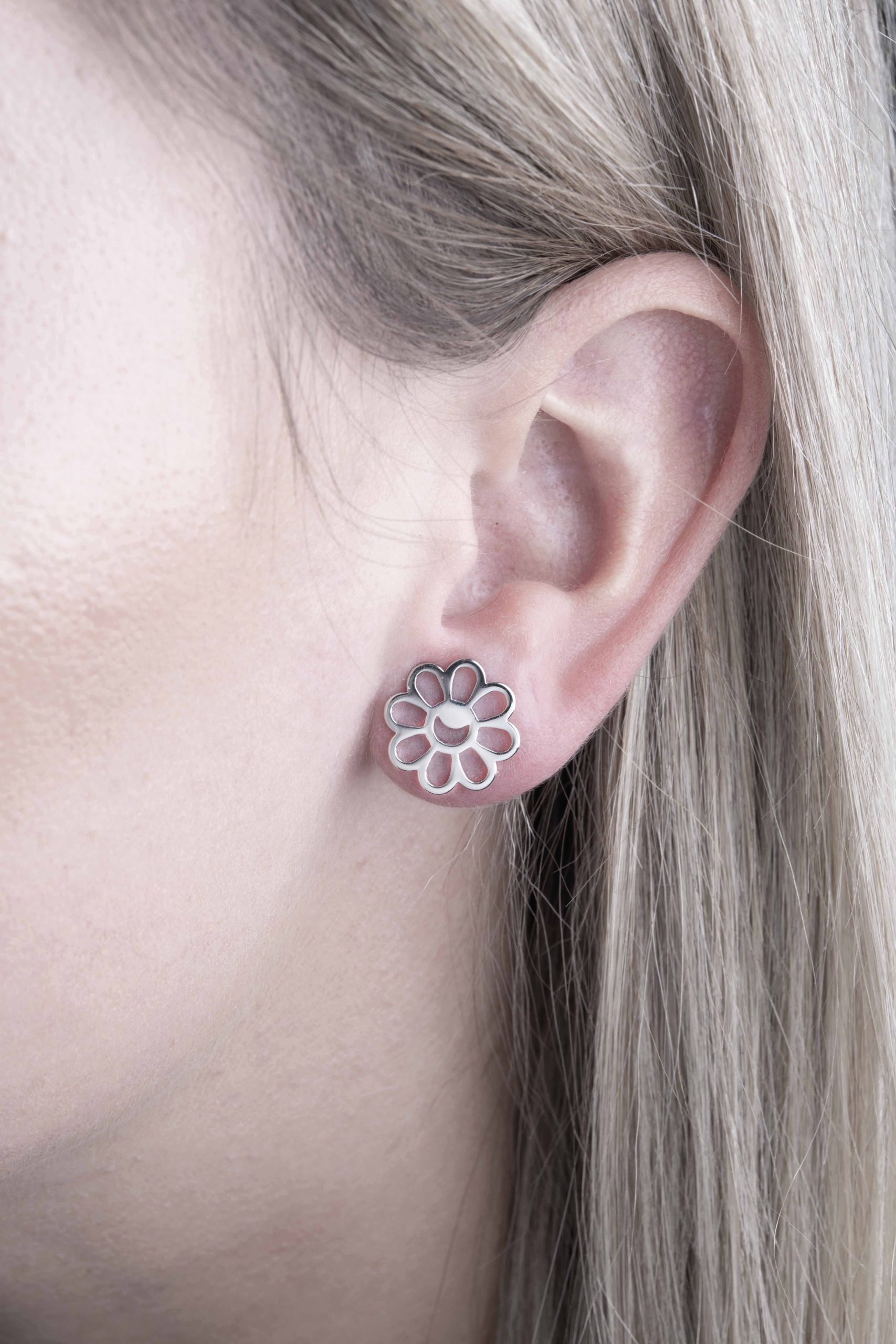 Napichovacie náušnice Libay margarétka