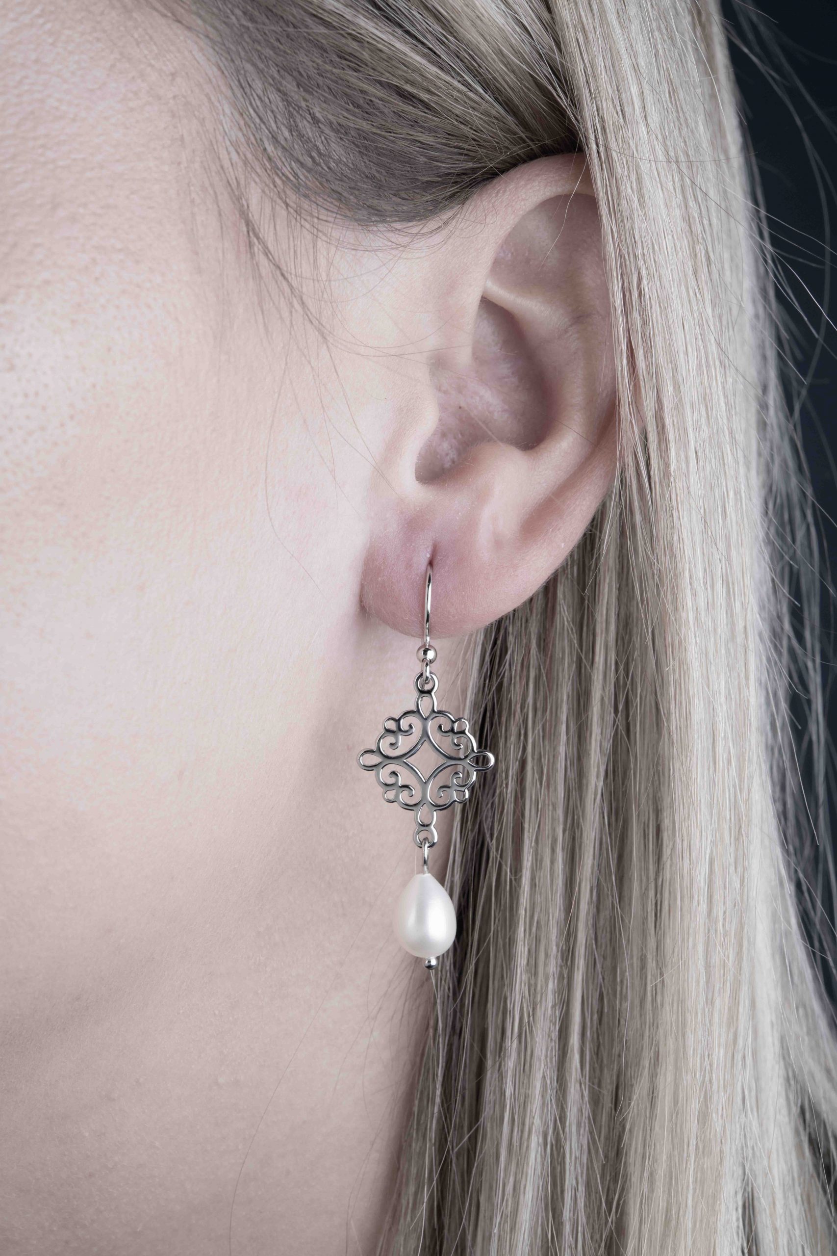 Náušnice Libay štvorec+ perla slza