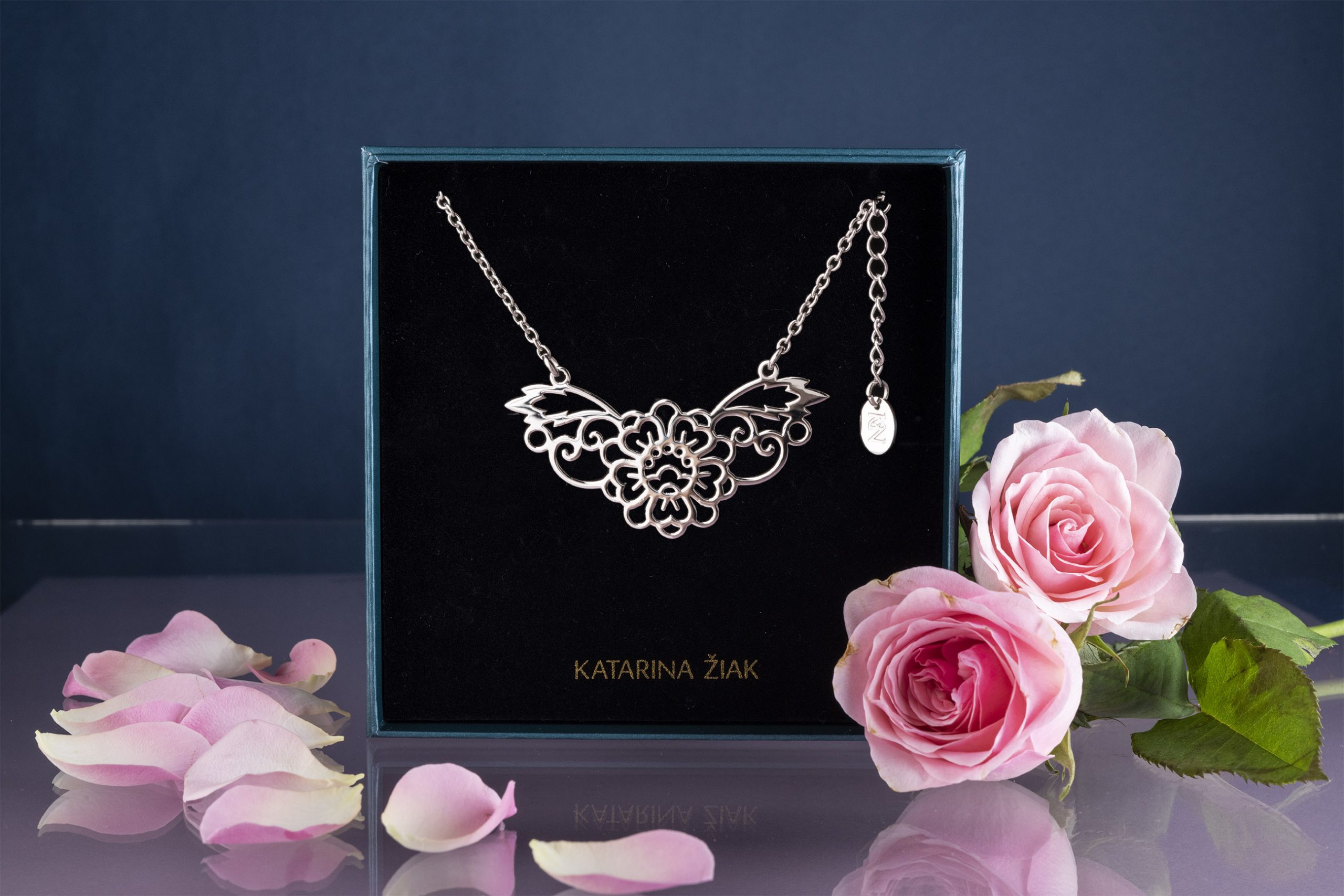 Náhrdelník modrotlač kvietok 1- oblúk