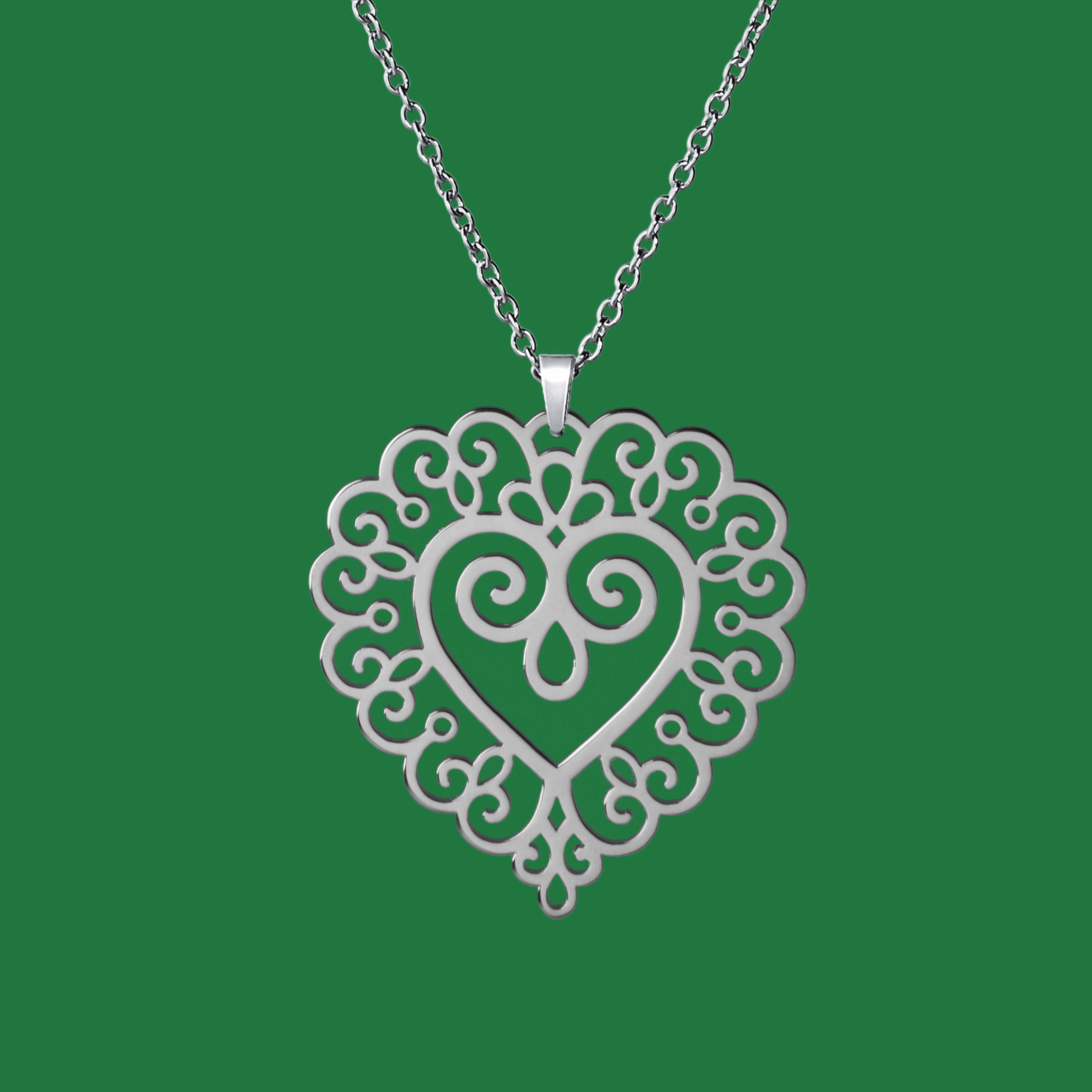 Prívesok čipka 3 - srdce